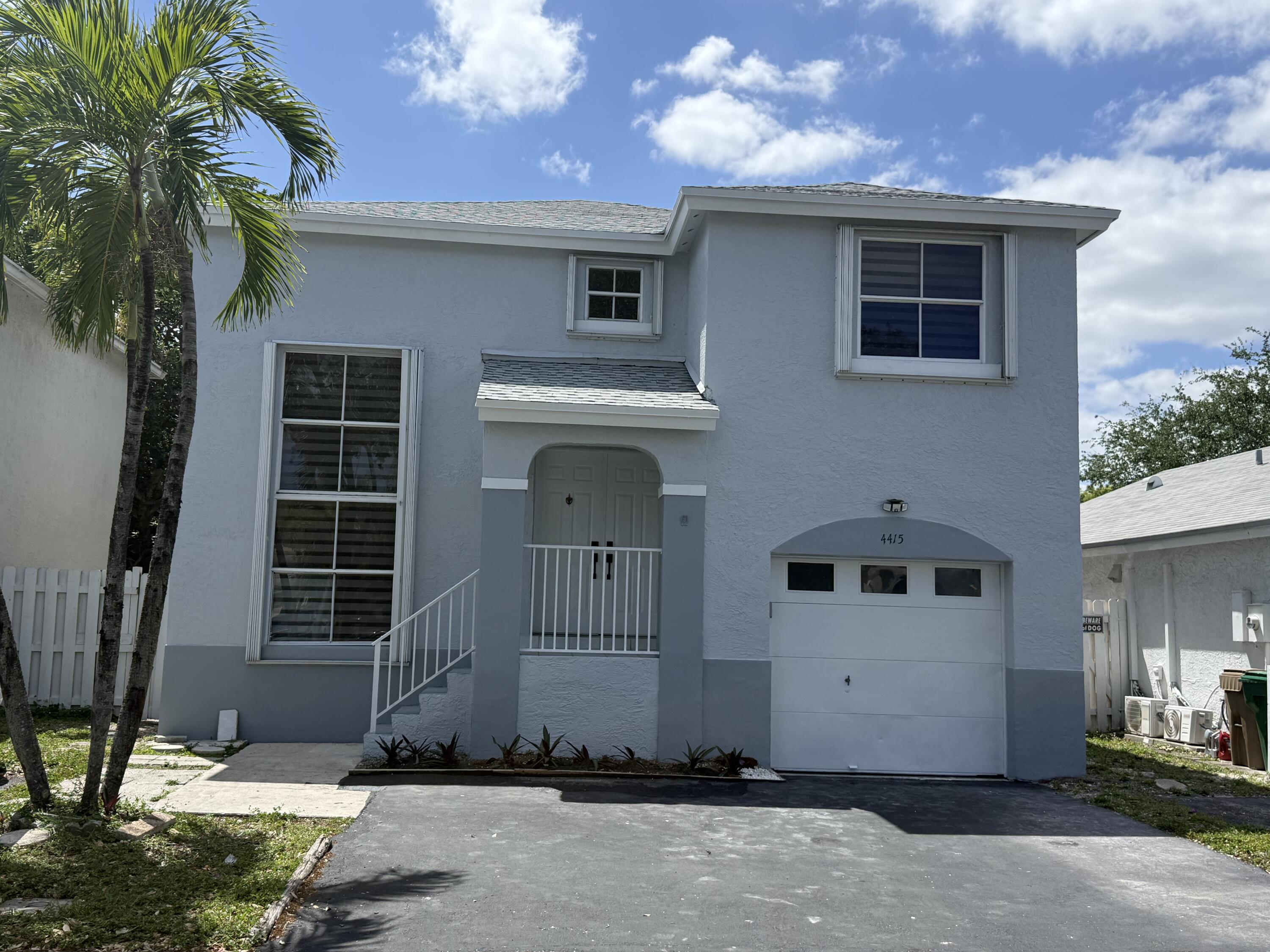 View details of listing 4415 SW 72nd Terrace, Davie, FL 33314 Davie with MLS#