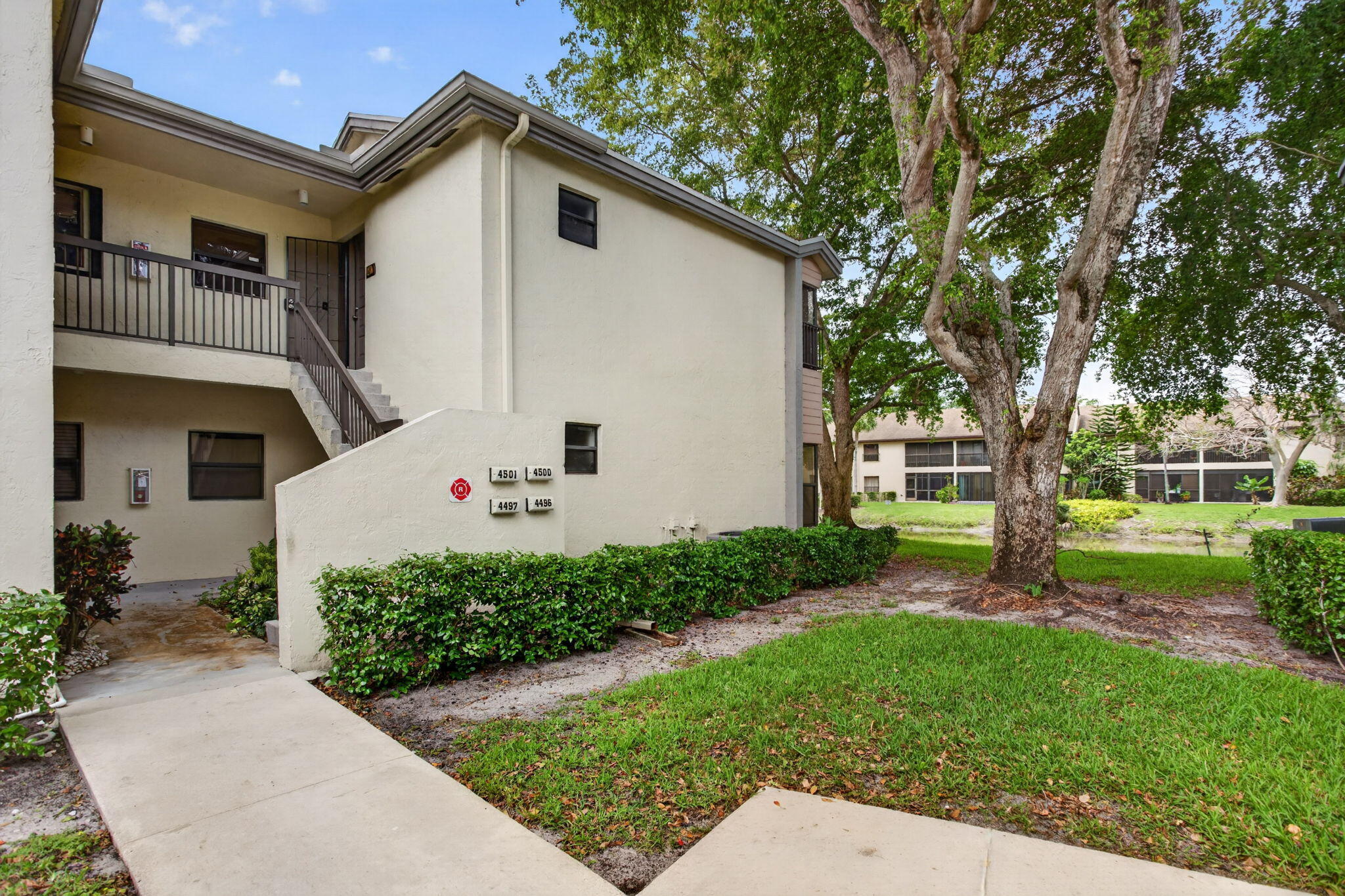 View details of listing 4500 Carambola Circle S 27305, Coconut Creek, FL 33066 Coconut Creek with MLS#