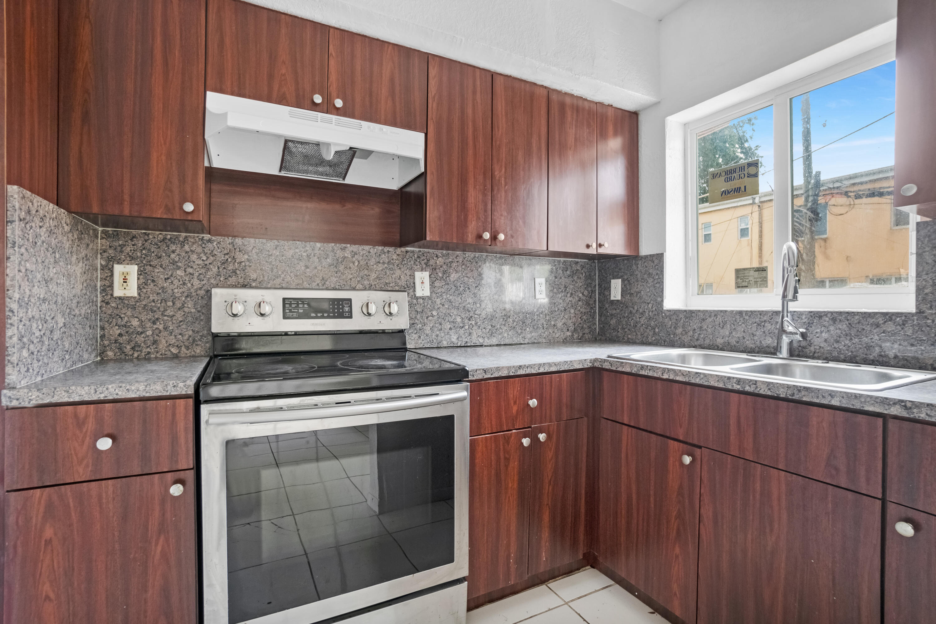 View details of listing 306 NW 84th Terrace 306, Miami, FL 33150 Miami with MLS#