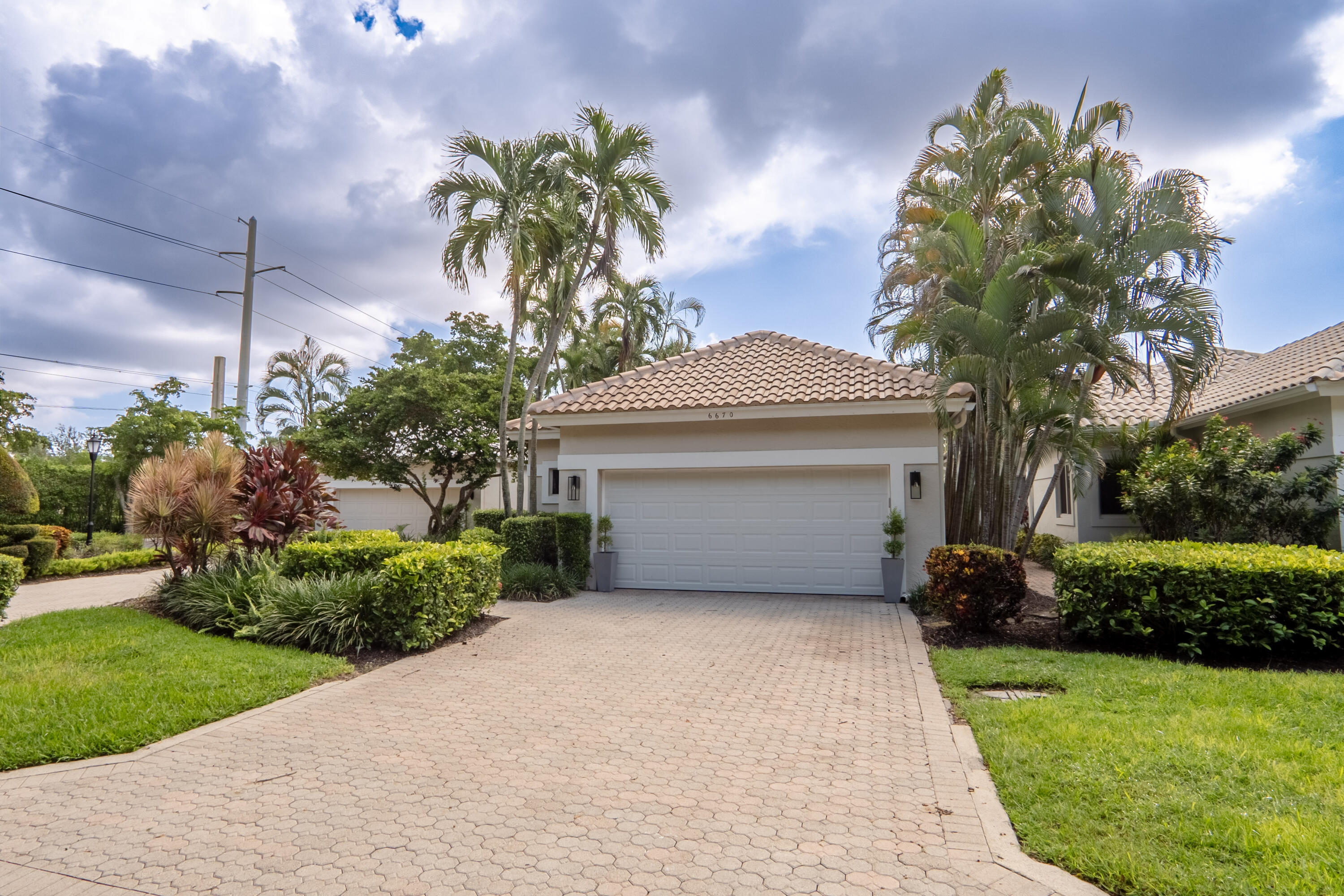 View details of listing 6670 NW 27th Avenue, Boca Raton, FL 33496 Boca Raton with MLS#