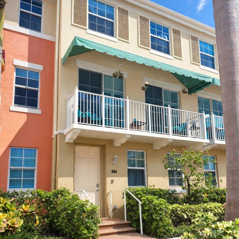 View details of listing 146 Moorings Drive, Lantana, FL 33462 Lantana with MLS#
