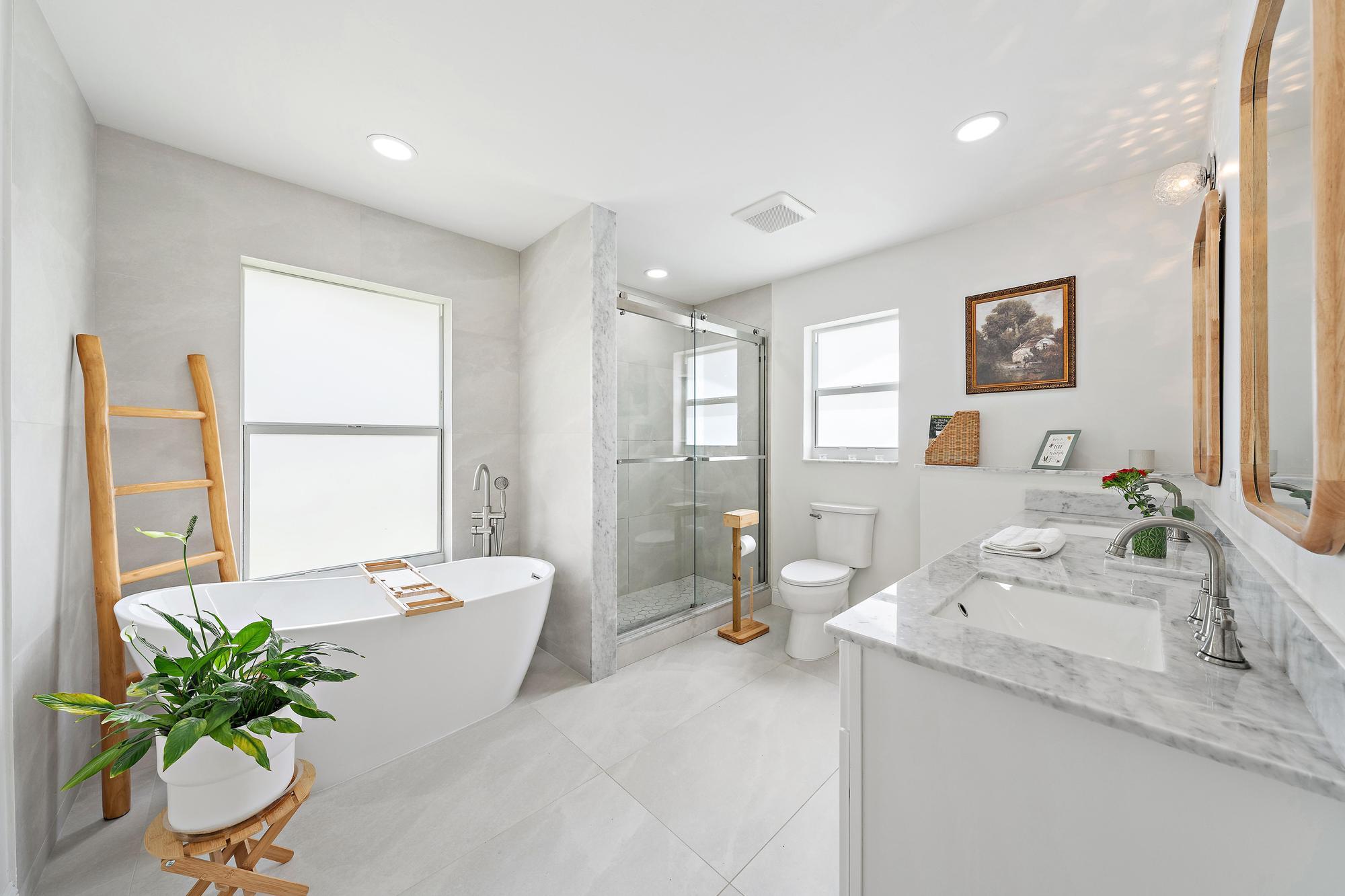 View details of listing 9831 Hyacinth Circle S, Palm Beach Gardens, FL 33410 Palm Beach Gardens with MLS#