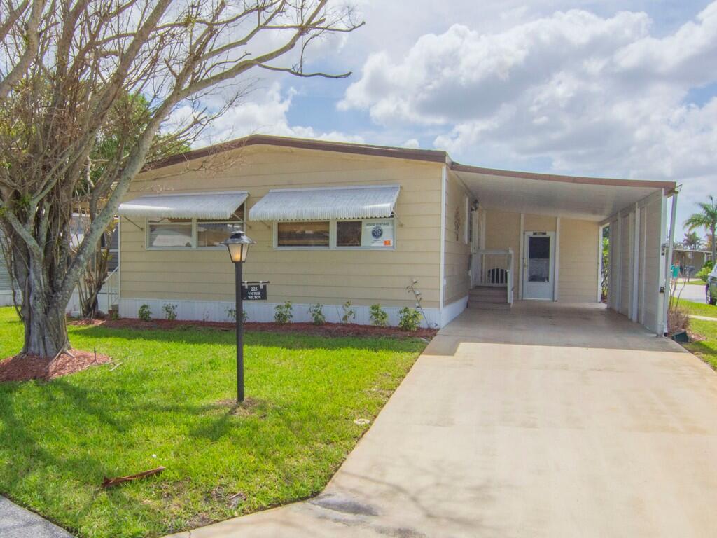 Listing  225 NE Forrest Court, Jensen Beach, FL 34957, Jensen Beach, FL 34957