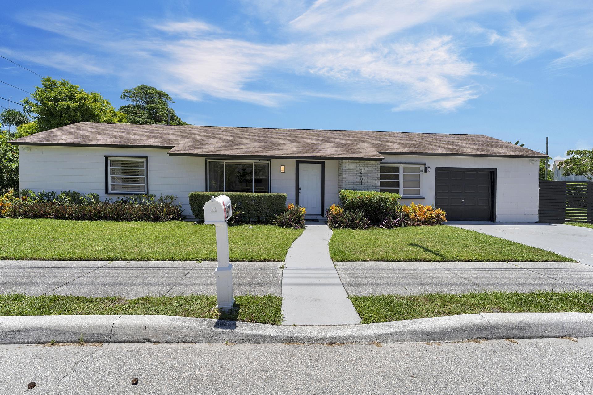 View details of listing 2301 Ridgeway Avenue, West Palm Beach, FL 33401 West Palm Beach with MLS#