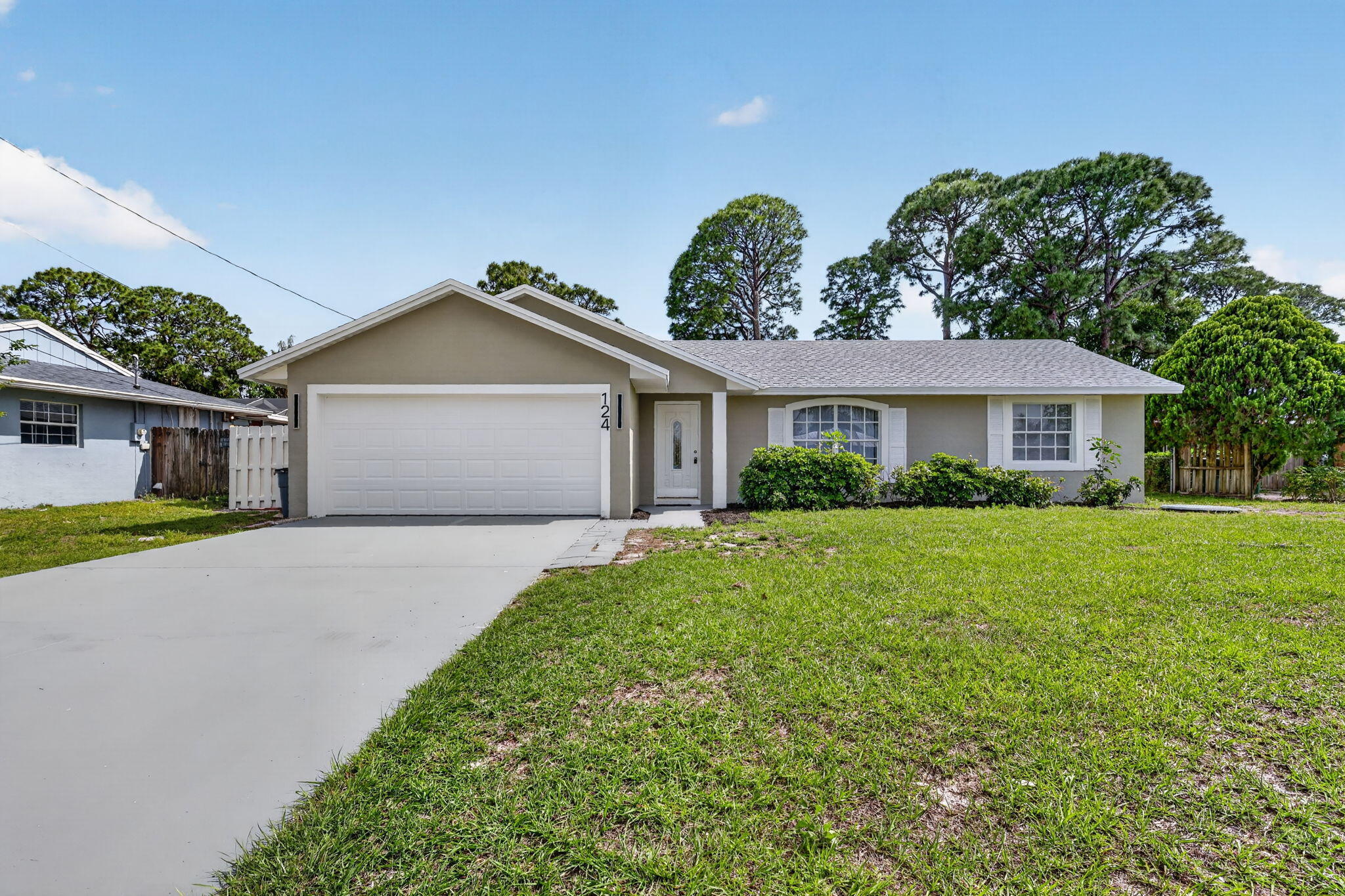 View details of listing 124 SE Eyerly Avenue, Port St. Lucie, FL 34983 Port St. Lucie with MLS#
