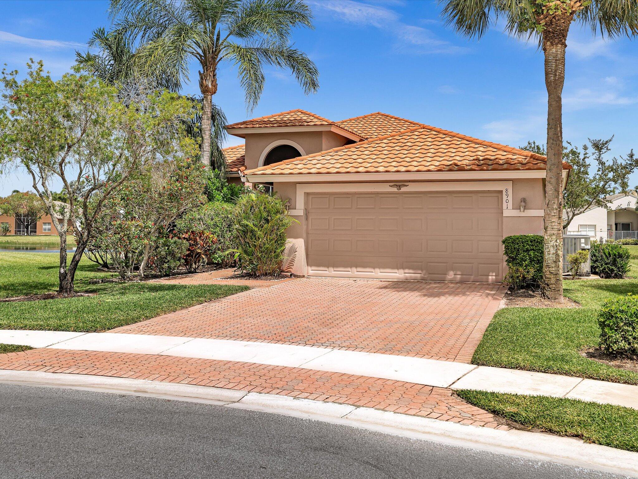 View details of listing 8901 Agliana Circle, Boynton Beach, FL 33472 Boynton Beach with MLS#
