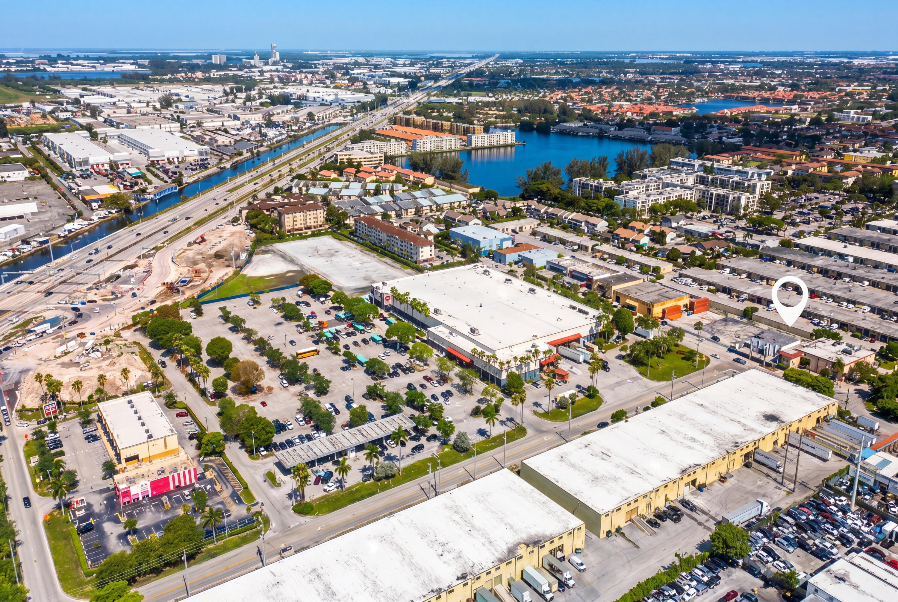 View details of listing 8015 NW 98th Street, Hialeah Gardens, FL 33016 Hialeah Gardens with MLS#