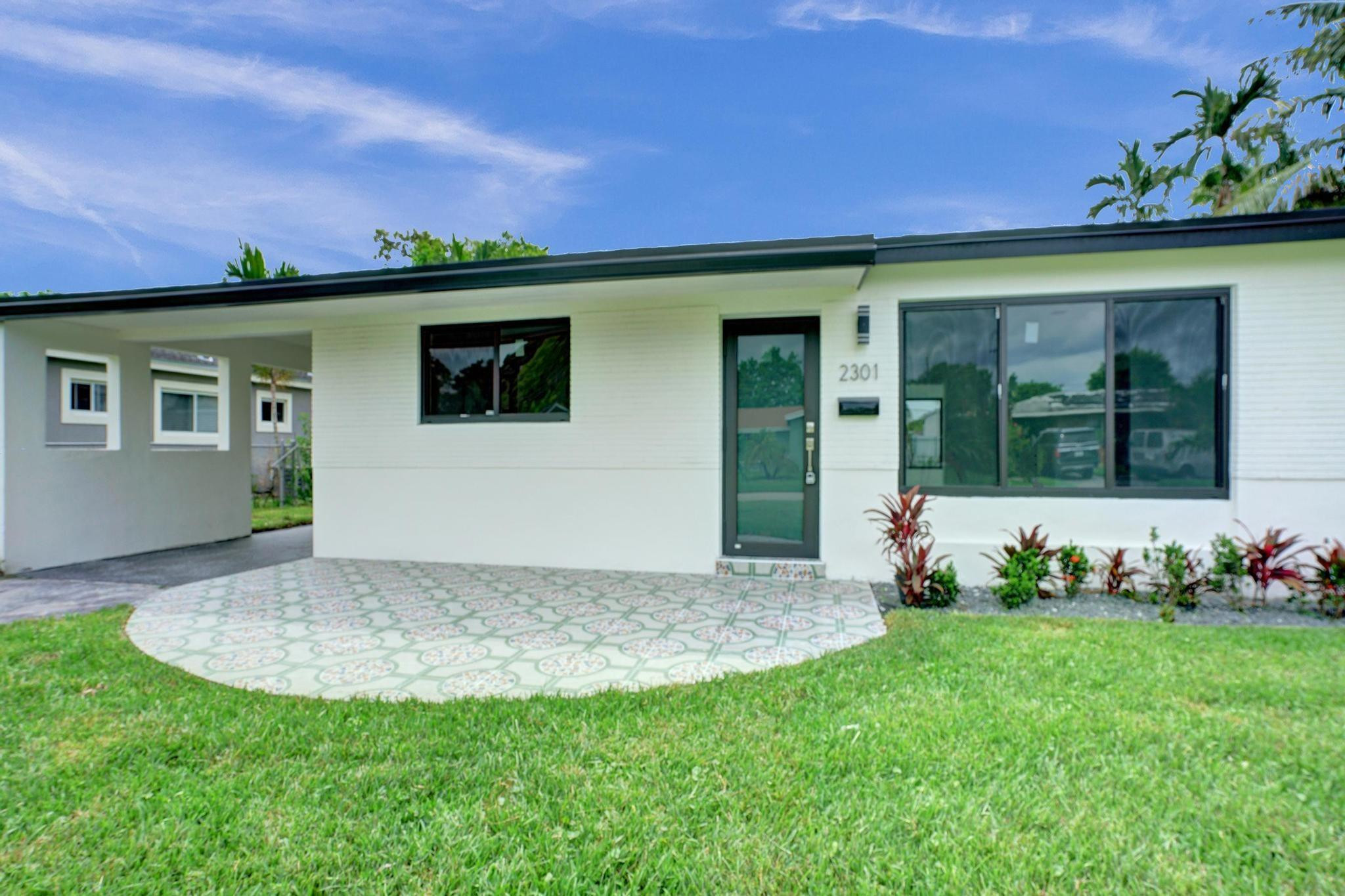 View details of listing 2301 Alcazar Drive, Miramar, FL 33023 Miramar with MLS#
