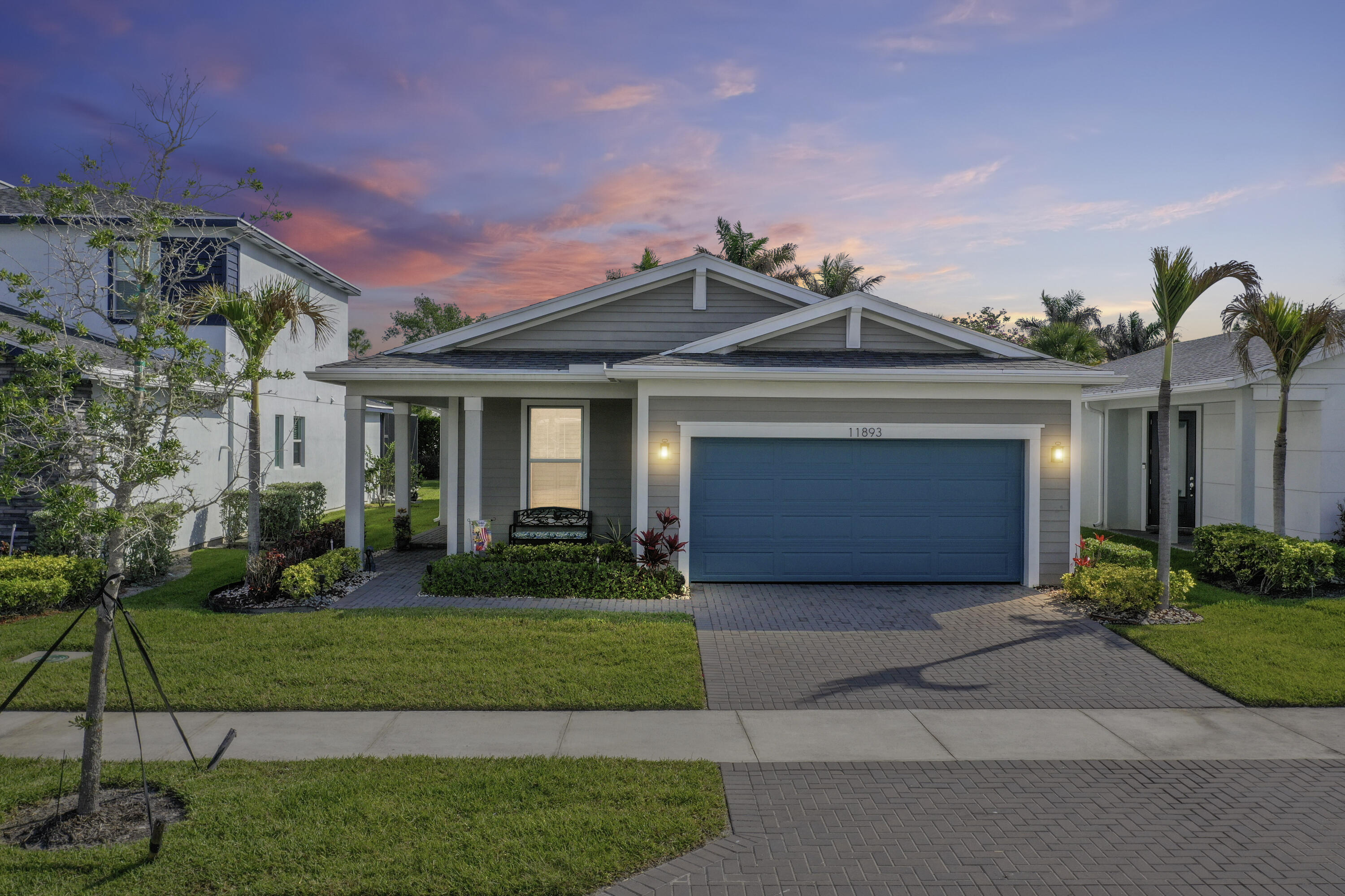 View details of listing 11893 SW Lyra Drive, Port St. Lucie, FL 34987 Port St. Lucie with MLS#