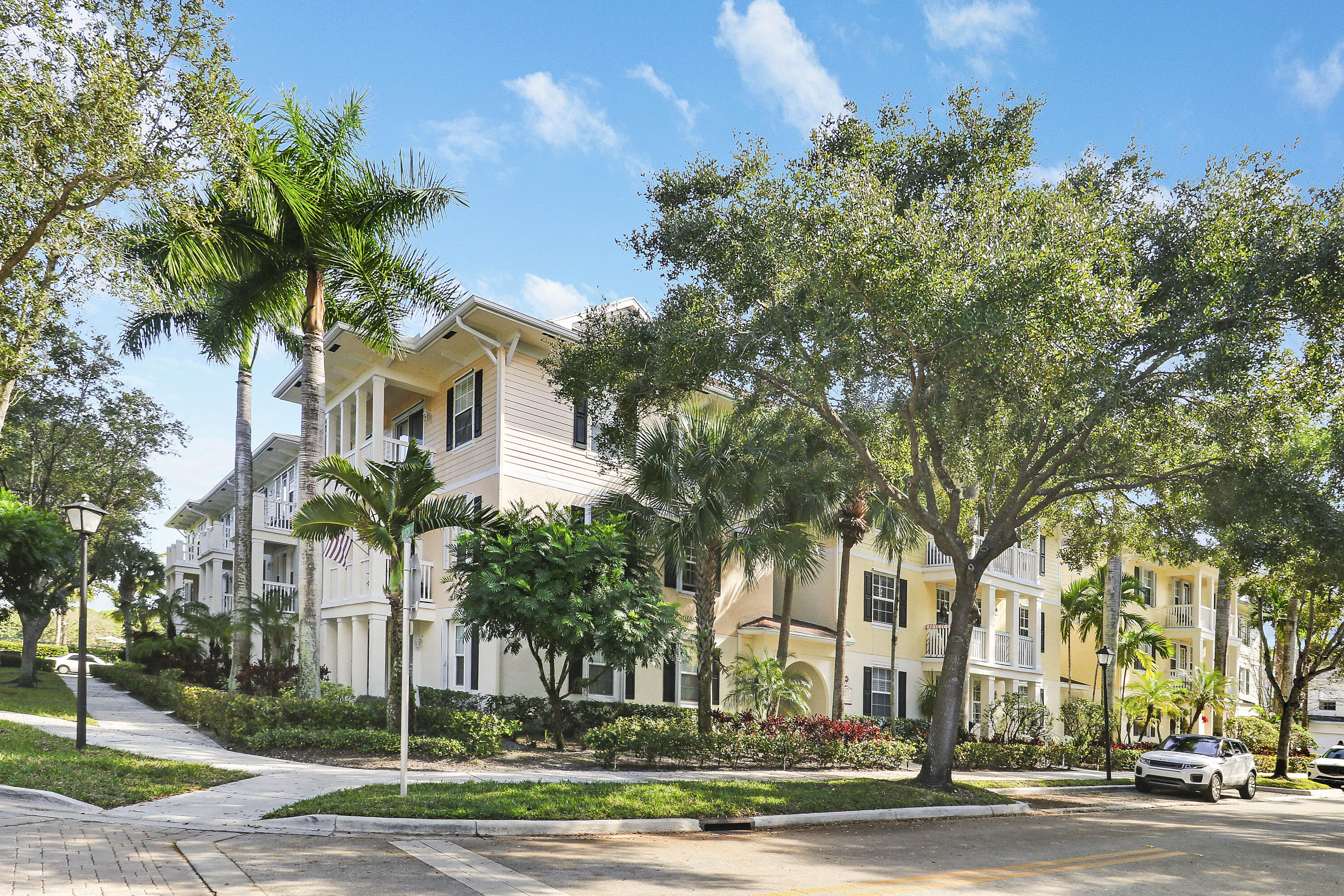 Listing  275 Murcia Drive 212, Jupiter, FL 33458, Jupiter, FL 33458