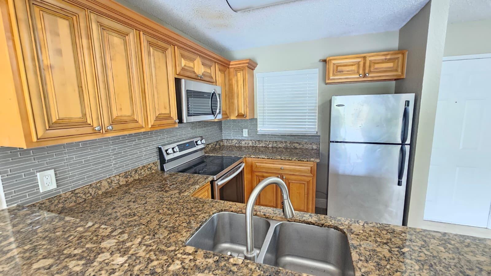 View details of listing 1581 Balfour Point Drive G, West Palm Beach, FL 33411 West Palm Beach with MLS#