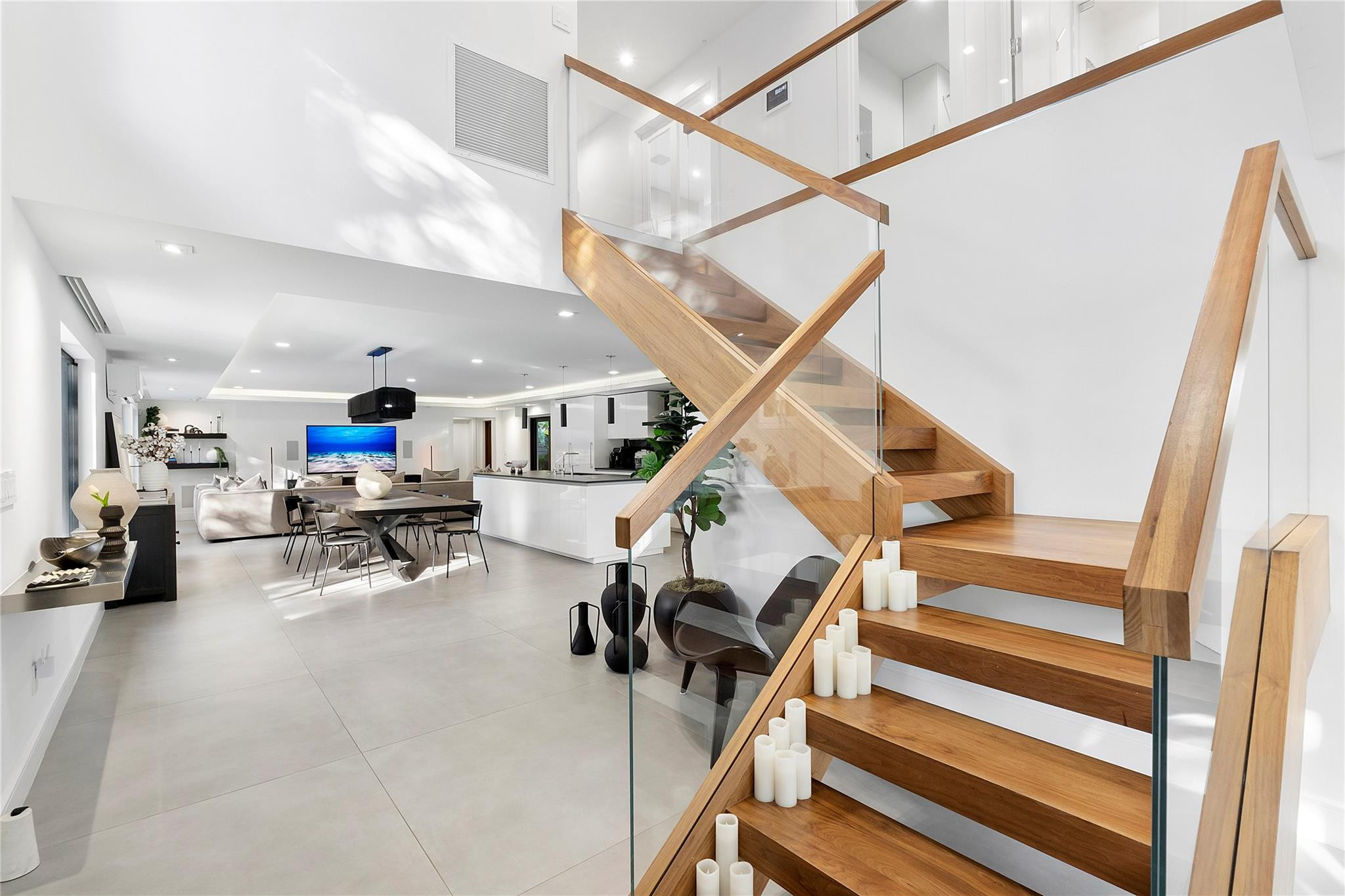 View details of listing 500 NE 14th Avenue, Fort Lauderdale, FL 33301 Fort Lauderdale with MLS#