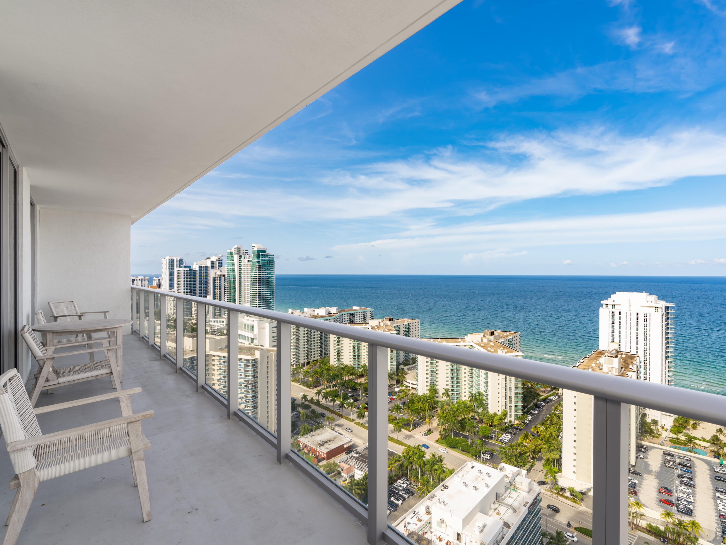 View details of listing 4010 S Ocean Drive R2905, Hollywood, FL 33019 Hollywood with MLS#