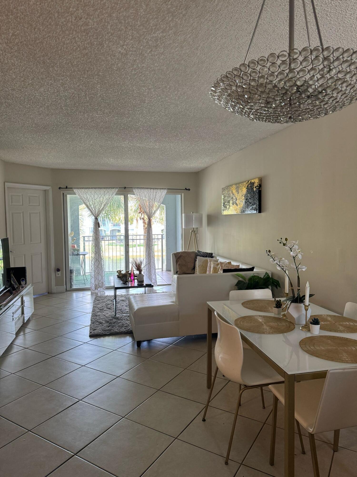 Listing  9645 NW 1st Court 205, Pembroke Pines, FL 33024, Pembroke Pines, FL 33024