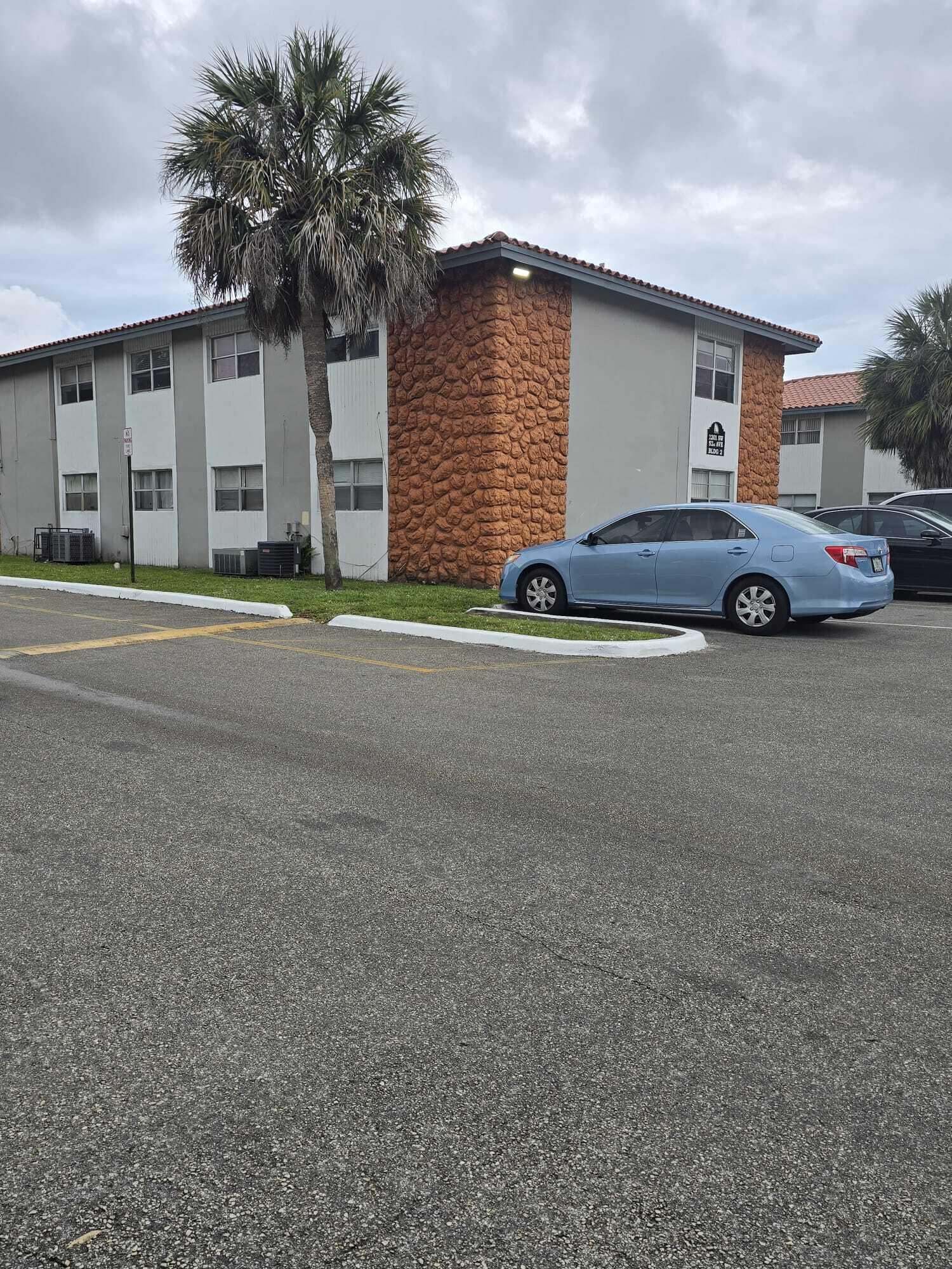 View details of listing 1201 SW 52nd Avenue 202-2, North Lauderdale, FL 33068 North Lauderdale with MLS#