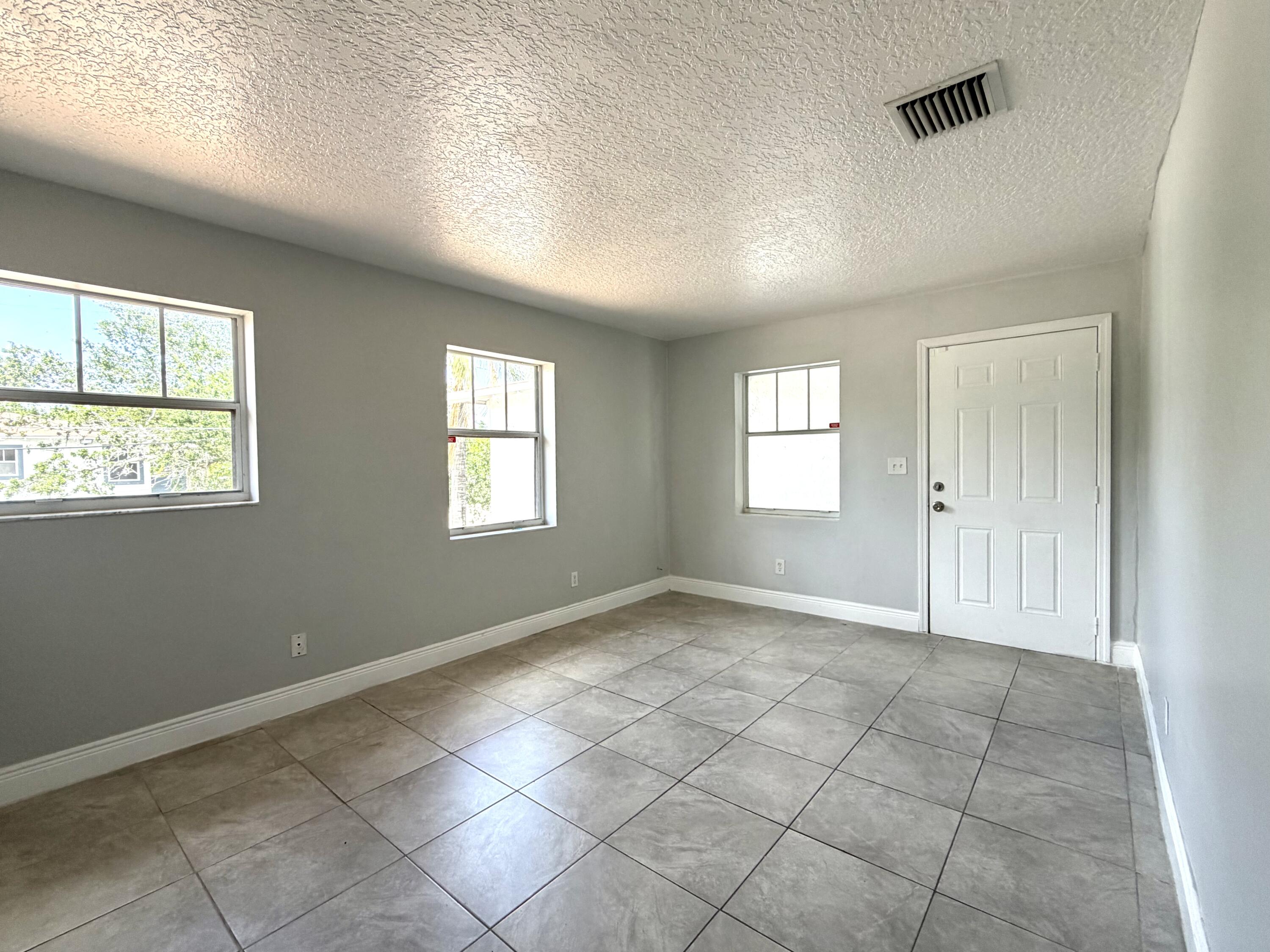 Listing  1025 SW 2nd Court 5, Fort Lauderdale, FL 33312, Fort Lauderdale, FL 33312