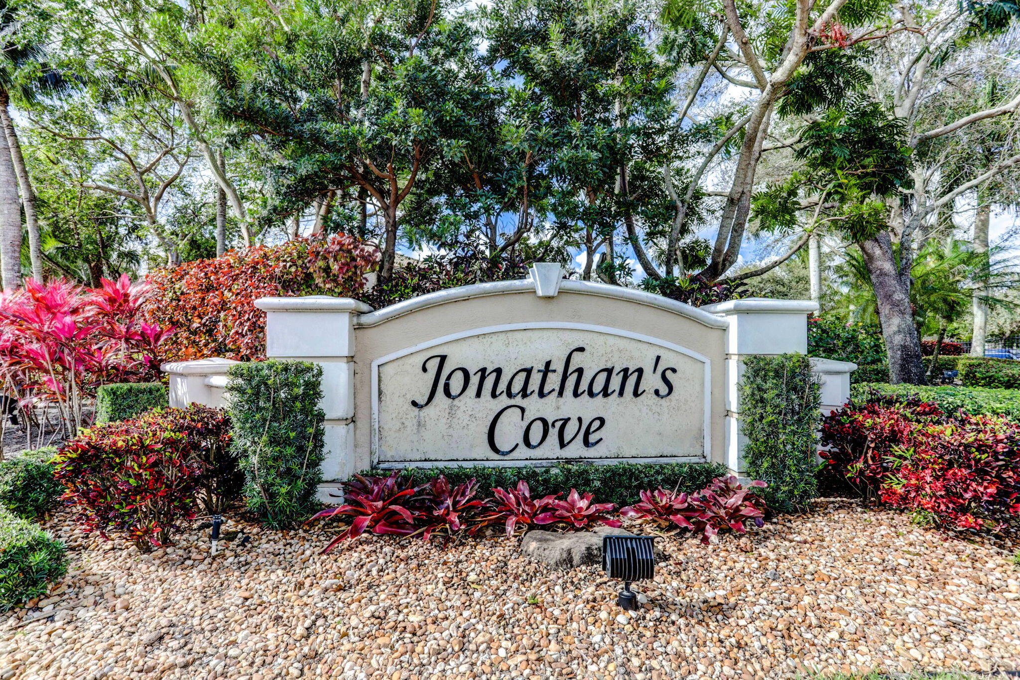 Listing  4980 Palmbrooke Circle, West Palm Beach, FL 33417, West Palm Beach, FL 33417