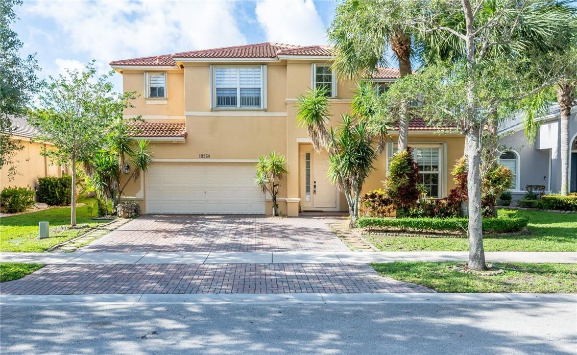 Listing  19364 S Whitewater Avenue, Weston, FL 33332, Weston, FL 33332