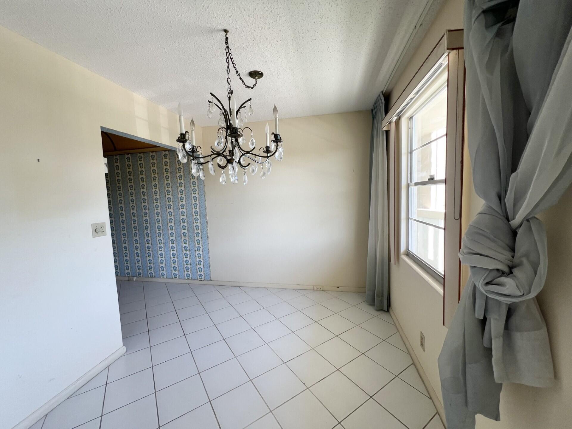 View details of listing 392 Grantham F 392, Deerfield Beach, FL 33442 Deerfield Beach with MLS# 