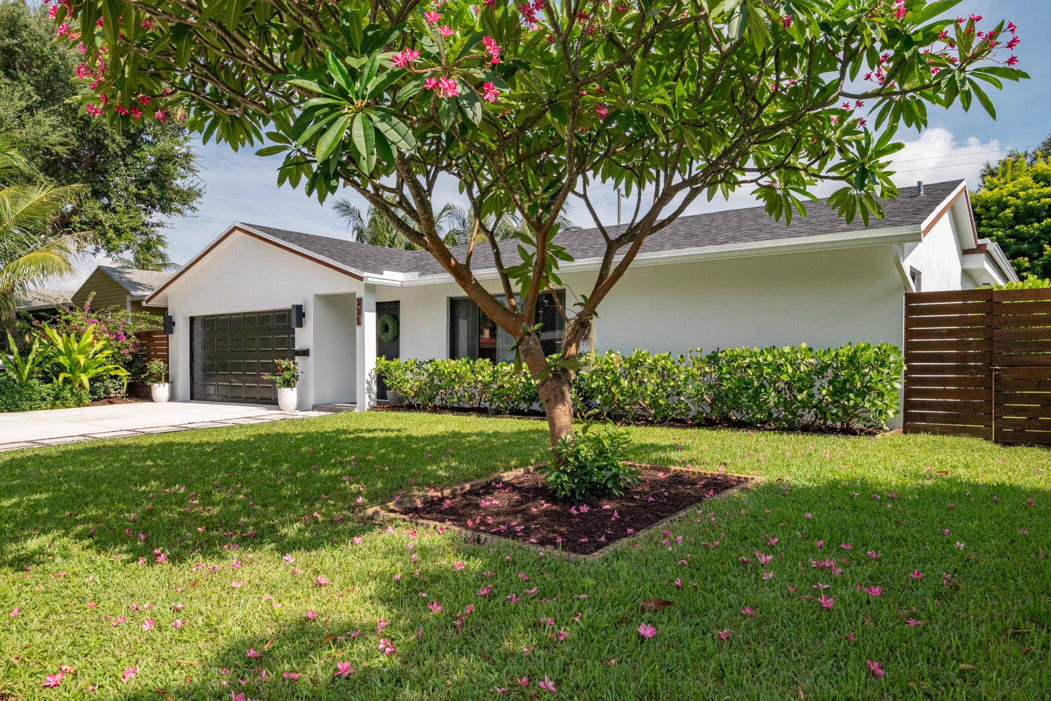 Listing  335 Franklin Road, West Palm Beach, FL 33405, West Palm Beach, FL 33405