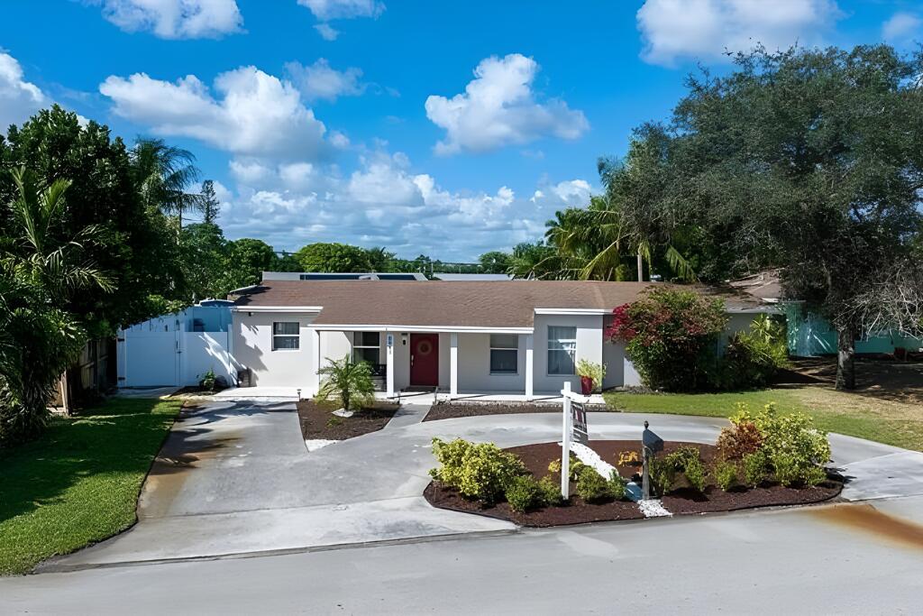 Listing  6941 Boston Drive, Atlantis, FL 33462, Atlantis, FL 33462