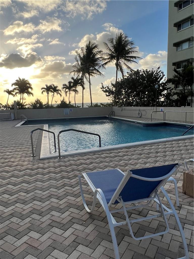 View details of listing 1800 S Ocean Boulevard 501, Lauderdale-By-The-Sea, FL 33062 Lauderdale-By-The-Sea with MLS# 