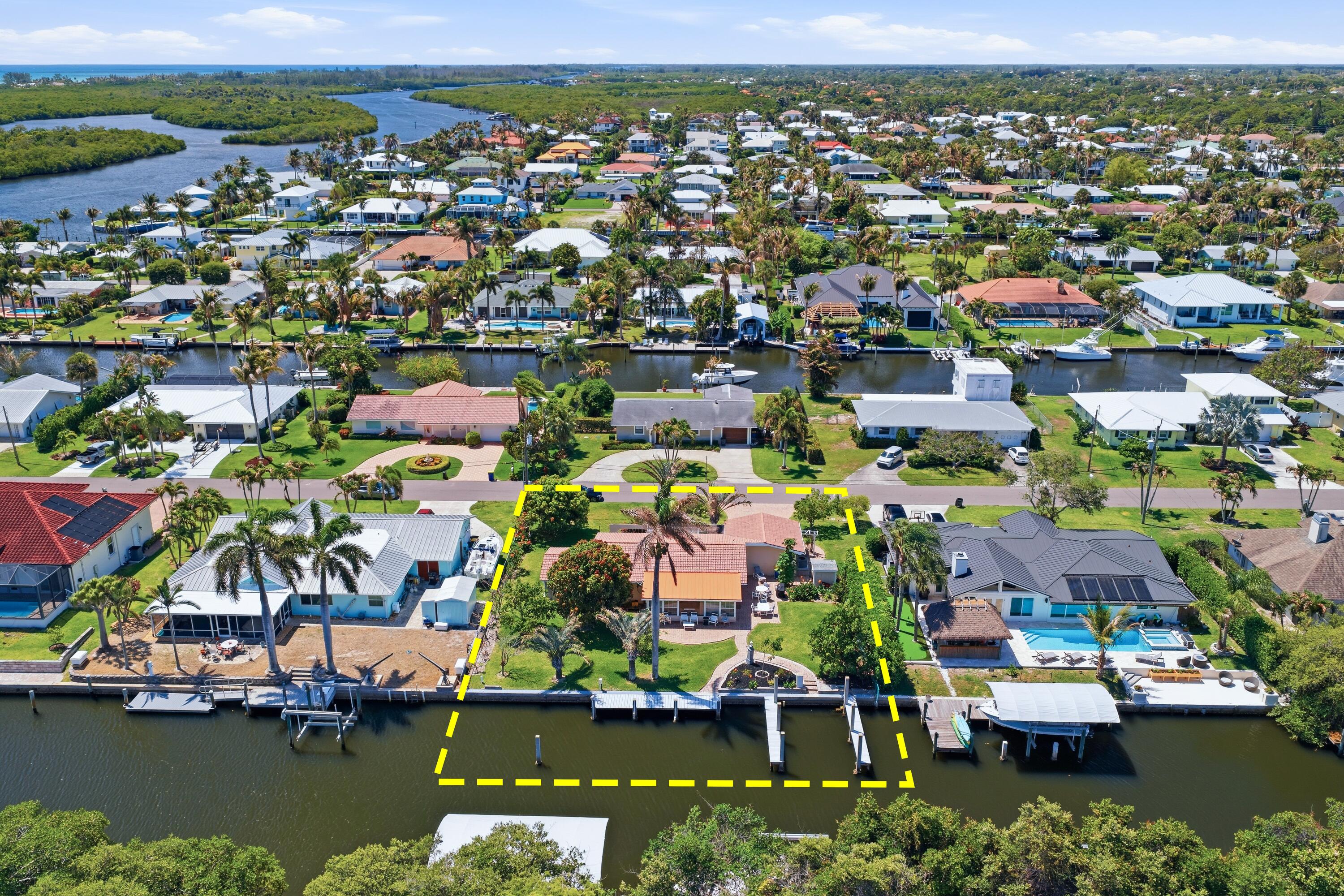 Listing  8455 SE Palm Street, Hobe Sound, FL 33455, Hobe Sound, FL 33455