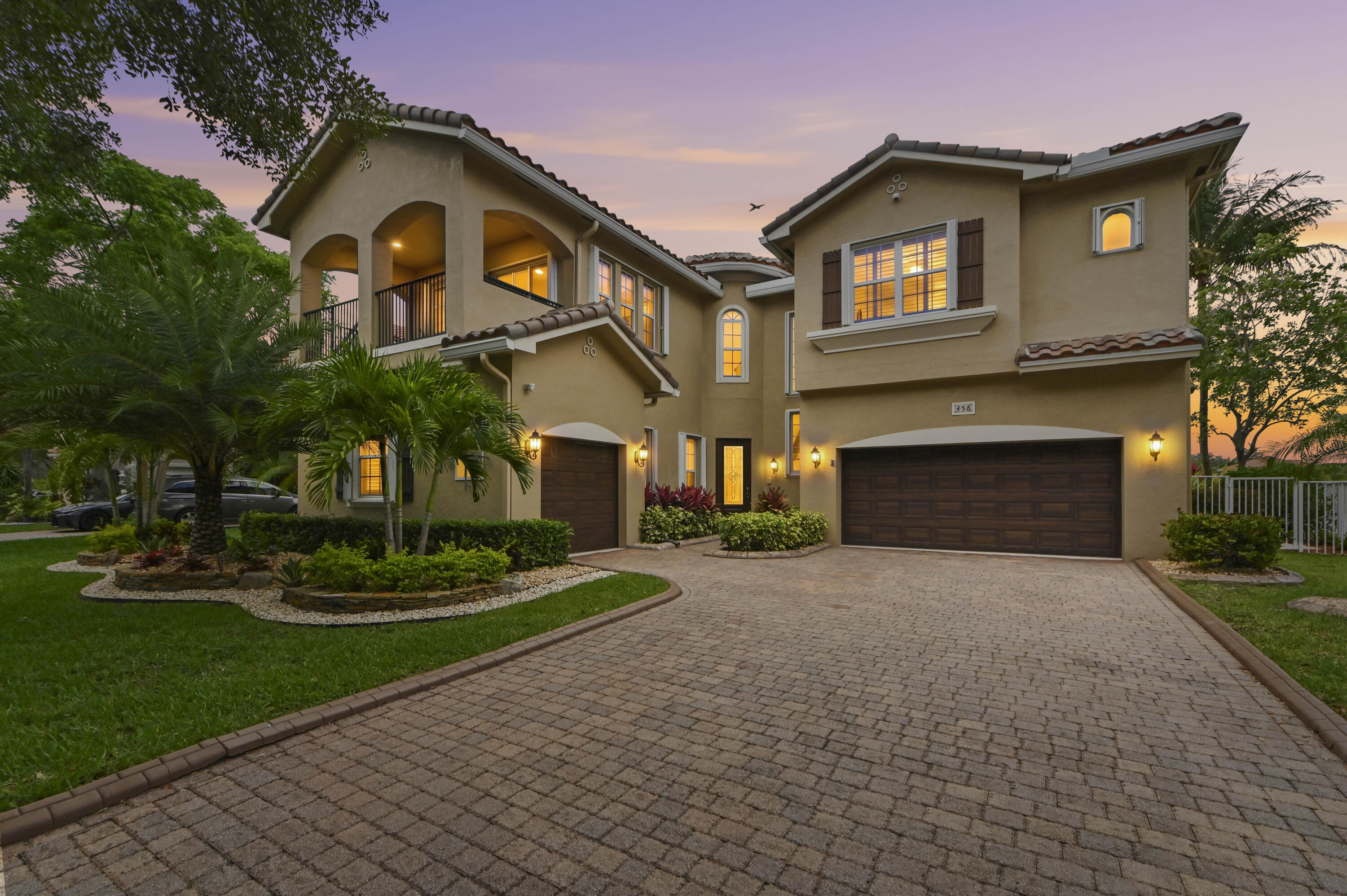 Listing  458 Cresta Circle, West Palm Beach, FL 33413, West Palm Beach, FL 33413