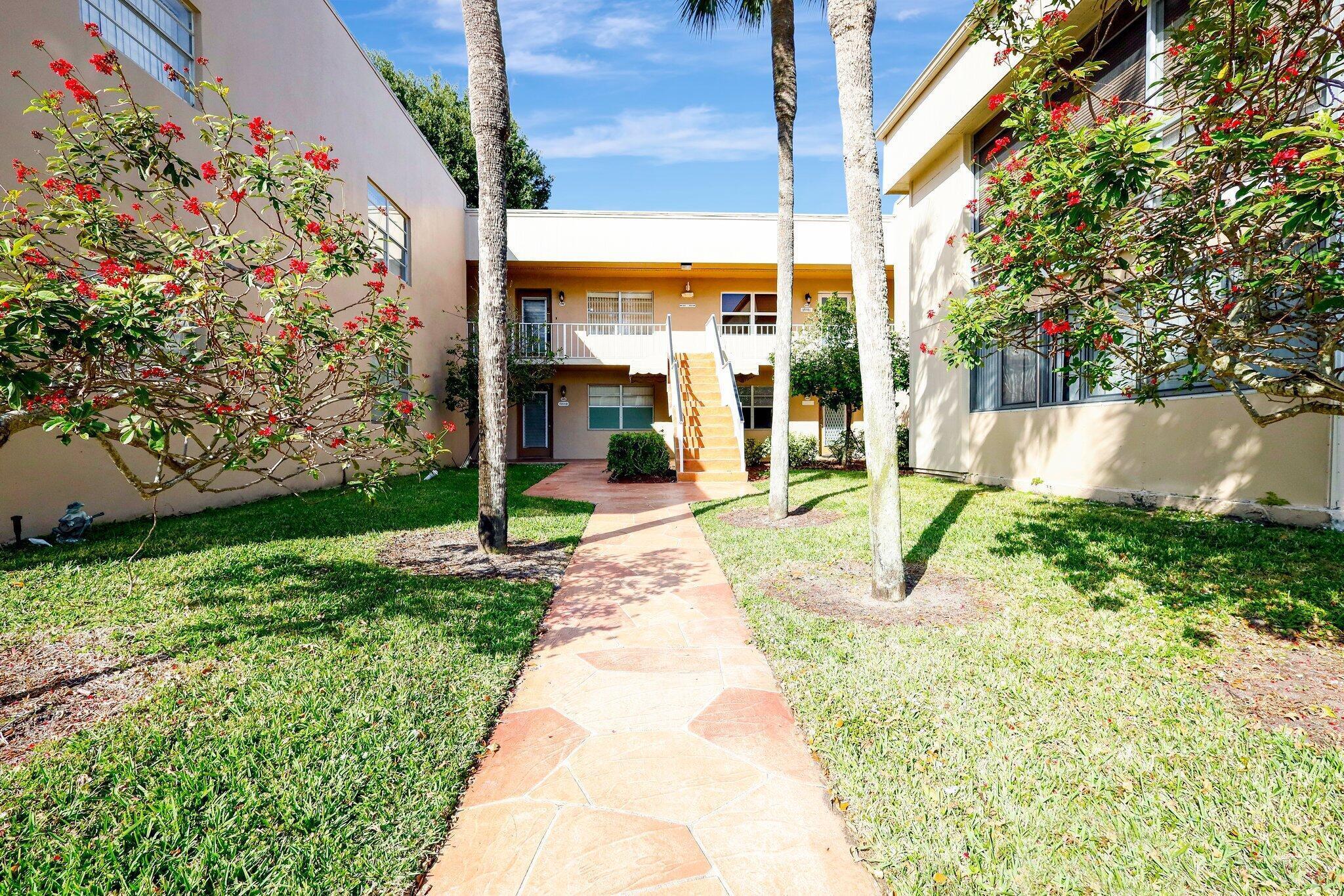 Listing  825 E Normandy R, Delray Beach, FL 33484, Delray Beach, FL 33484