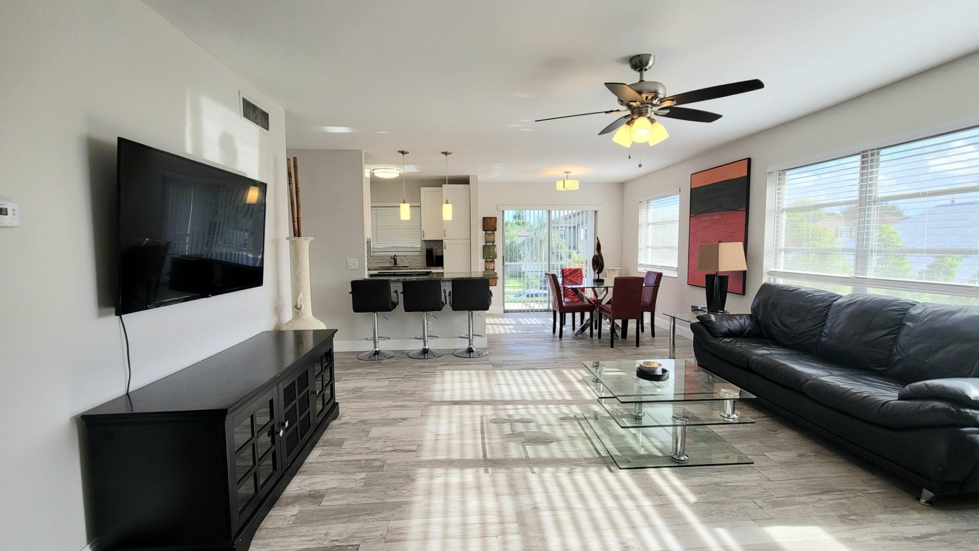 Listing  115 SW 1st Avenue 10, Boynton Beach, FL 33435, Boynton Beach, FL 33435