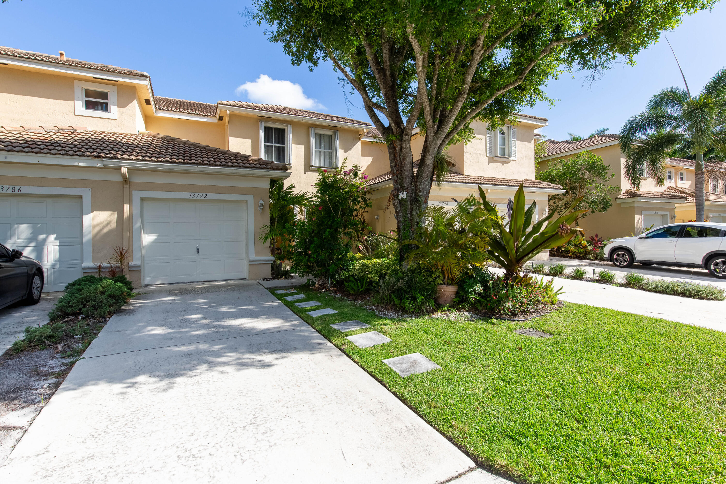 Listing  13792 Creston Place, Wellington, FL 33414, Wellington, FL 33414
