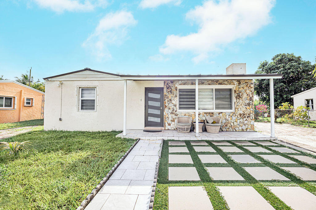 Listing  2333 Wabasso Drive, West Palm Beach, FL 33409, West Palm Beach, FL 33409