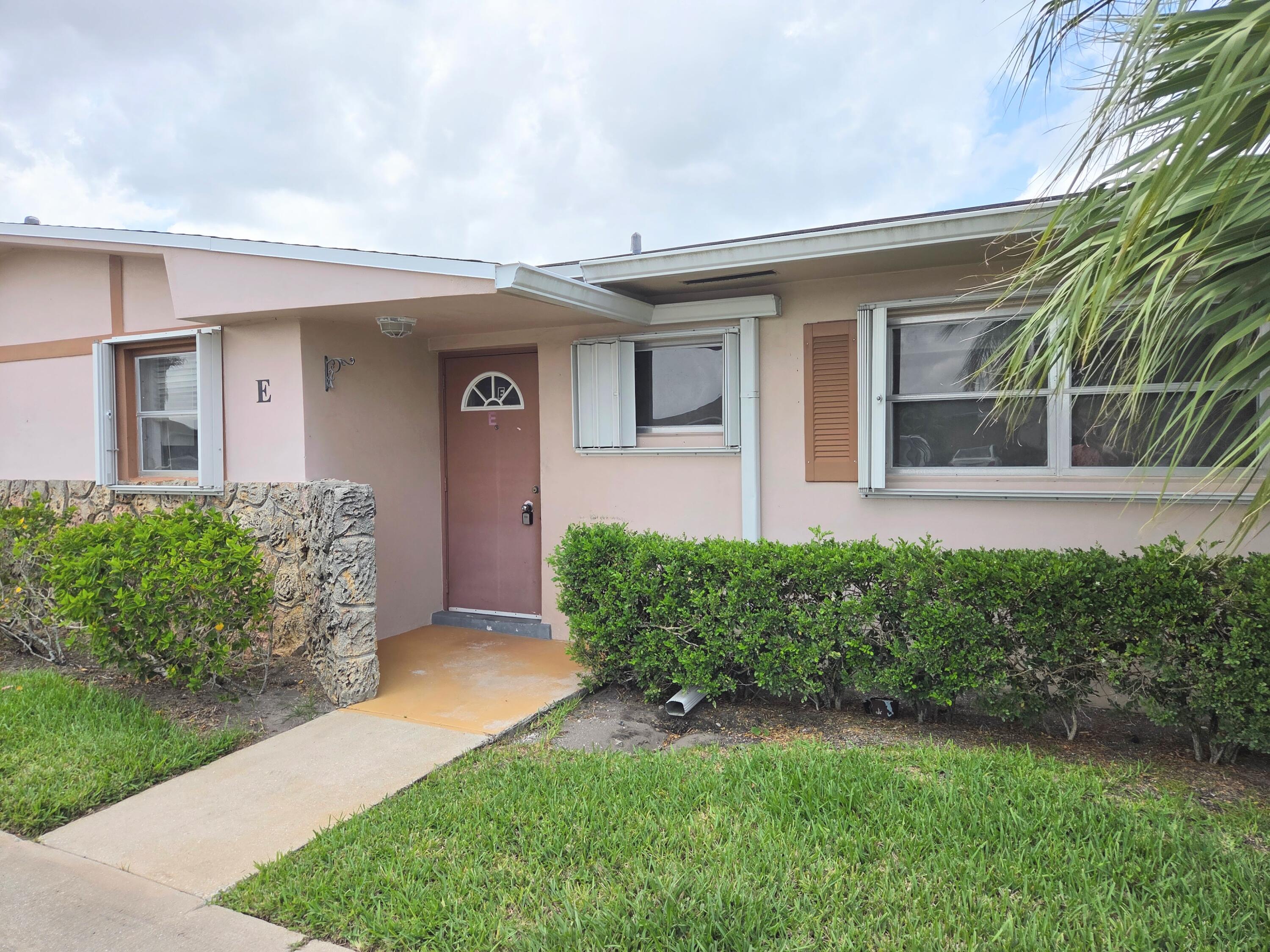 Listing  2703 Dudley Drive W Unit E, West Palm Beach, FL 33415, West Palm Beach, FL 33415