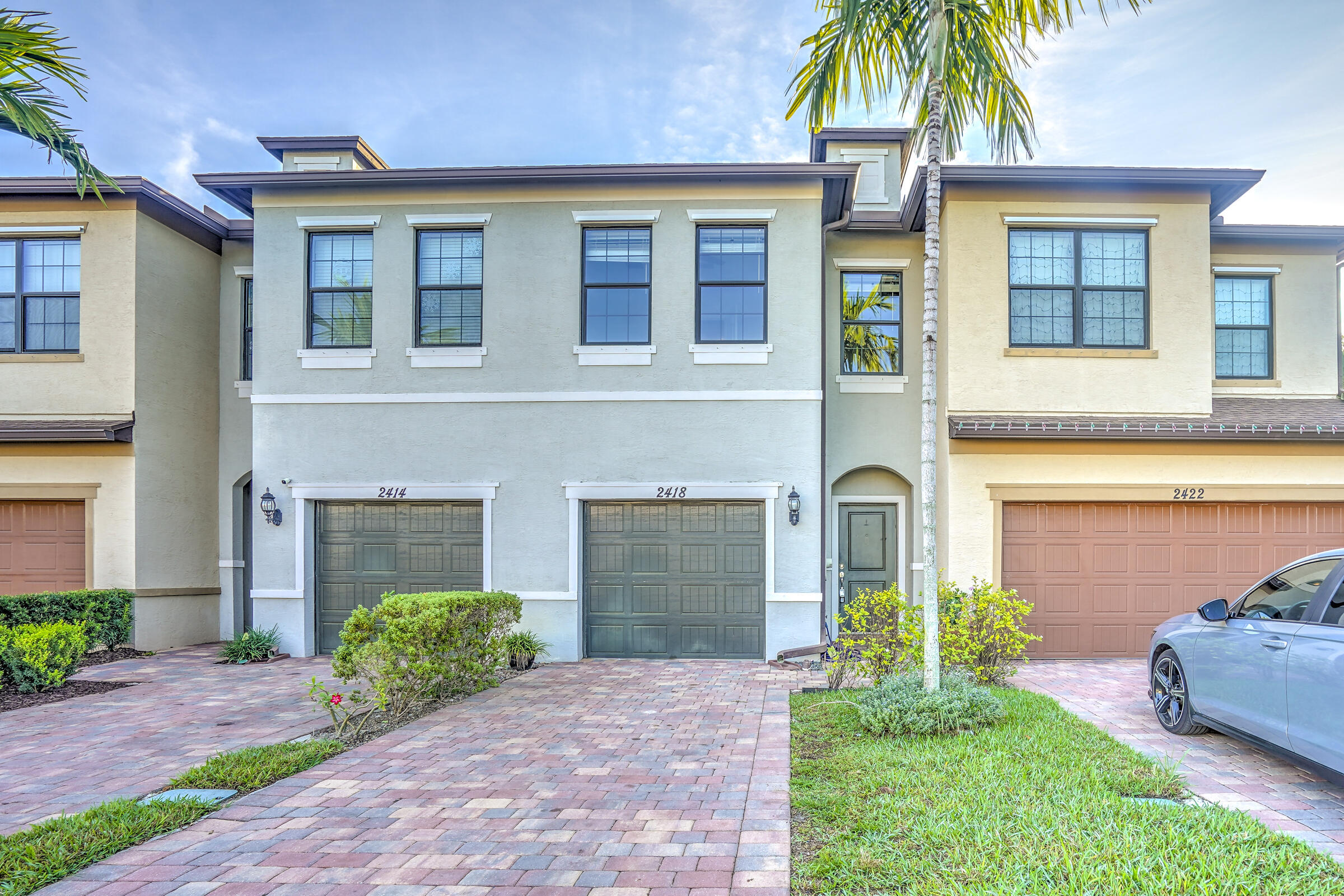 Listing  Private Address