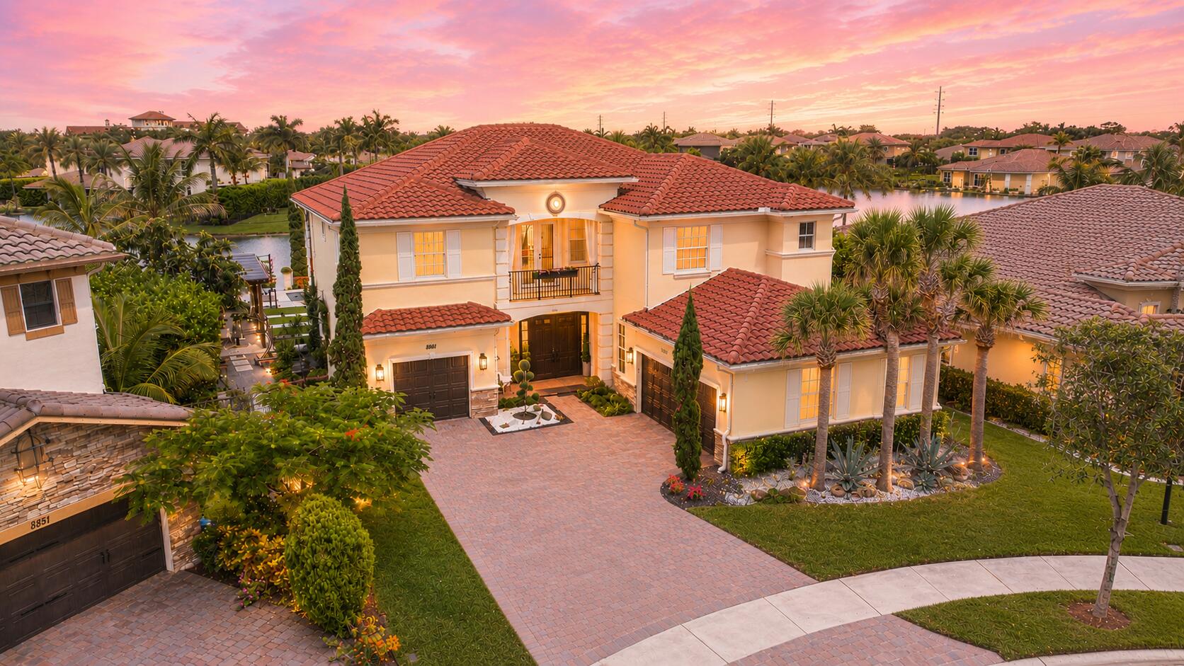 View details of listing 8861 Edgewater Place, Parkland, FL 33076 Parkland with MLS# 