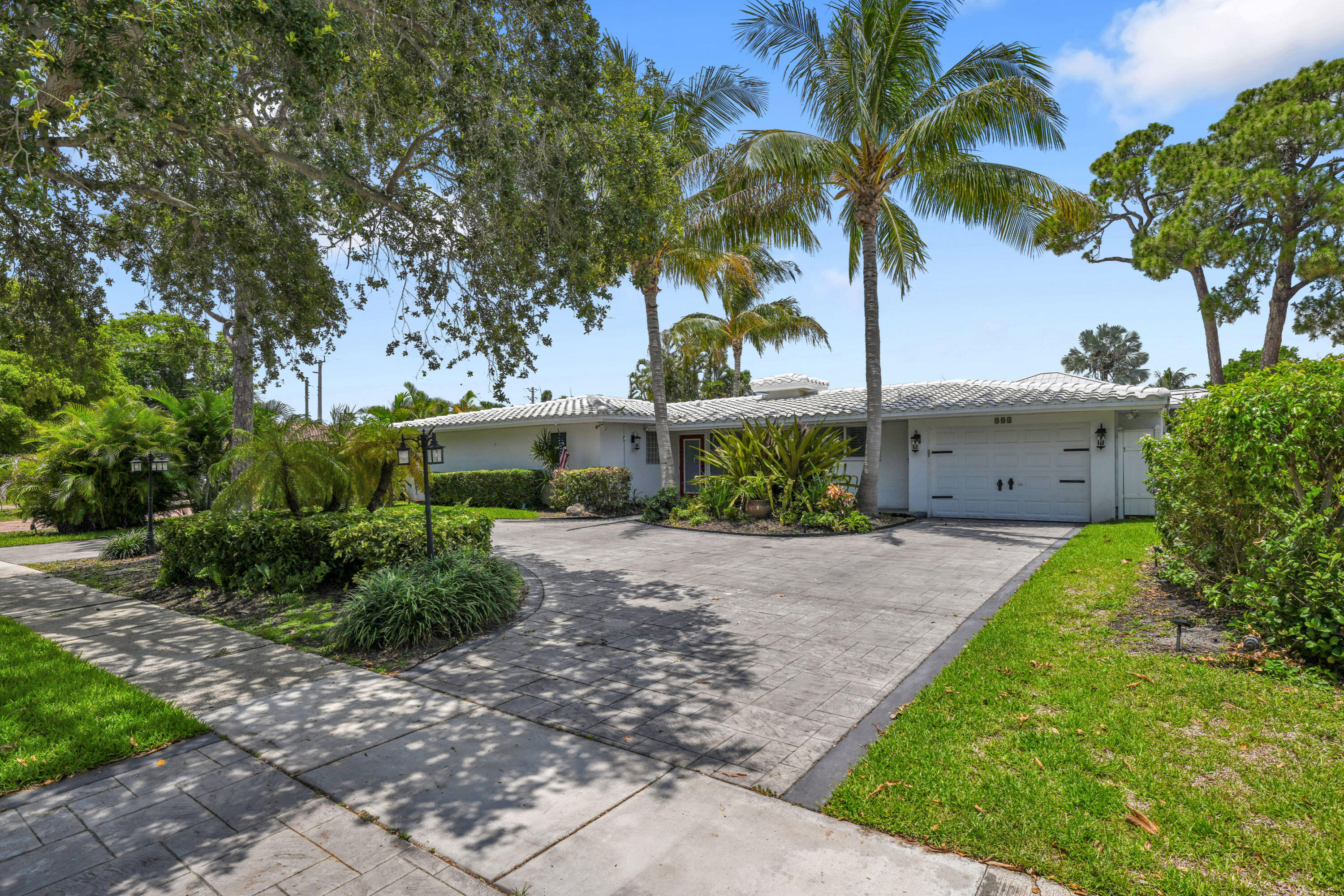 Listing  901 SE 12th Avenue, Deerfield Beach, FL 33441, Deerfield Beach, FL 33441