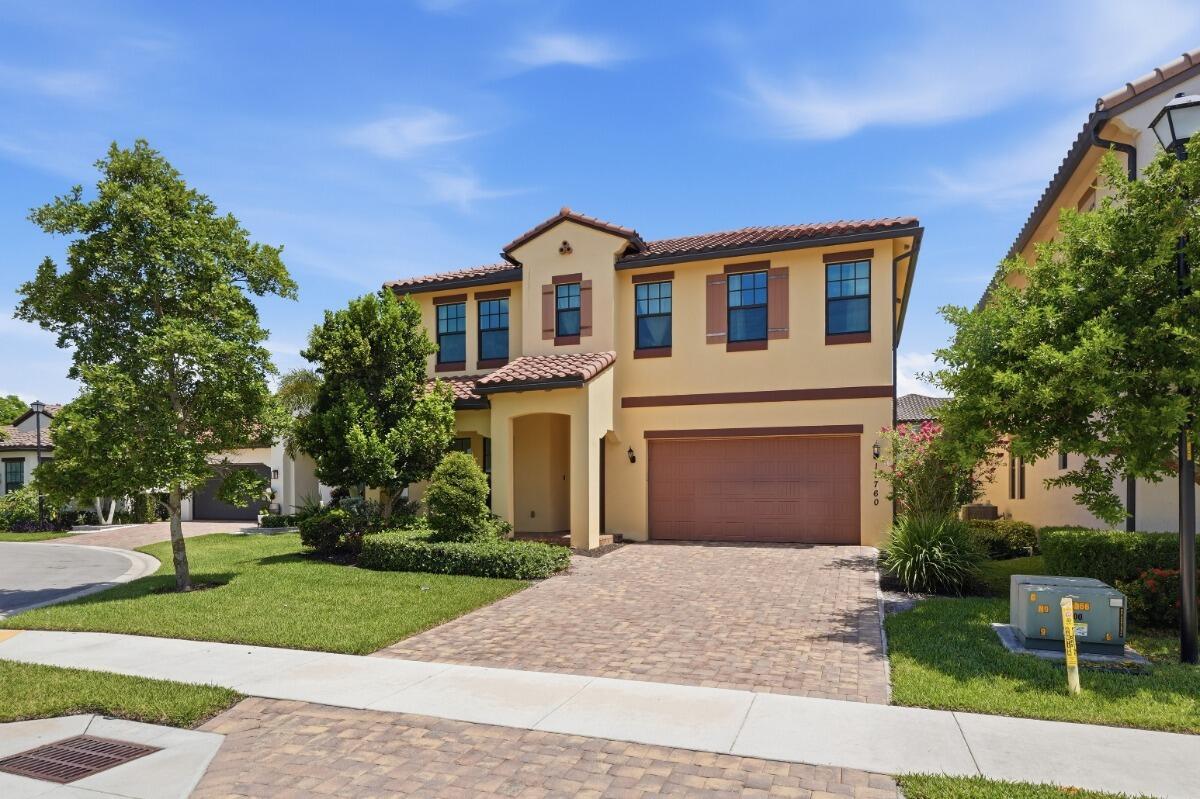 View details of listing 11760 Bayview Circle, Parkland, FL 33076 Parkland with MLS# 