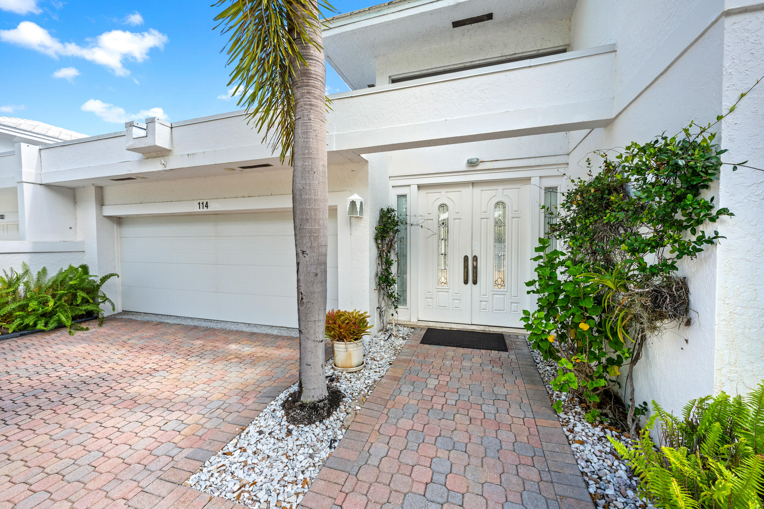Listing  114 Waters Edge Drive, Jupiter, FL 33477, Jupiter, FL 33477