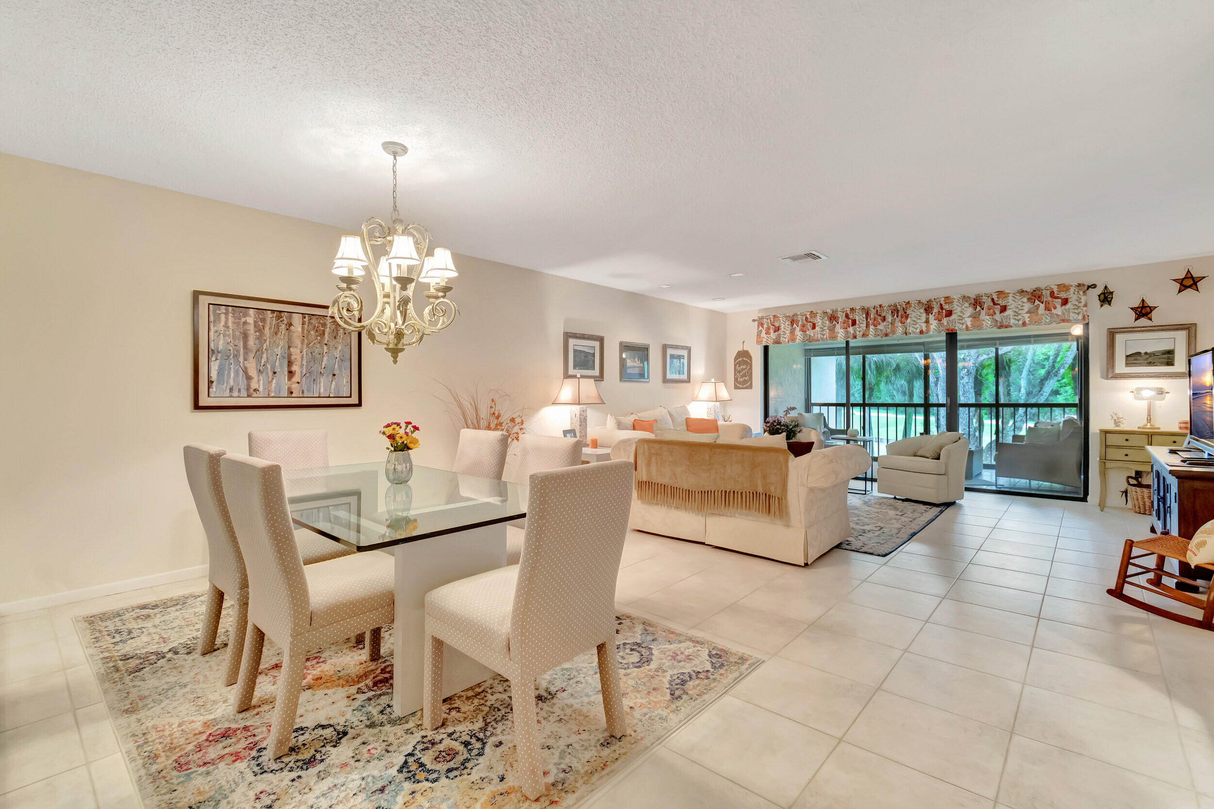 Listing  19 Westgate Lane 19f, Boynton Beach, FL 33436, Boynton Beach, FL 33436