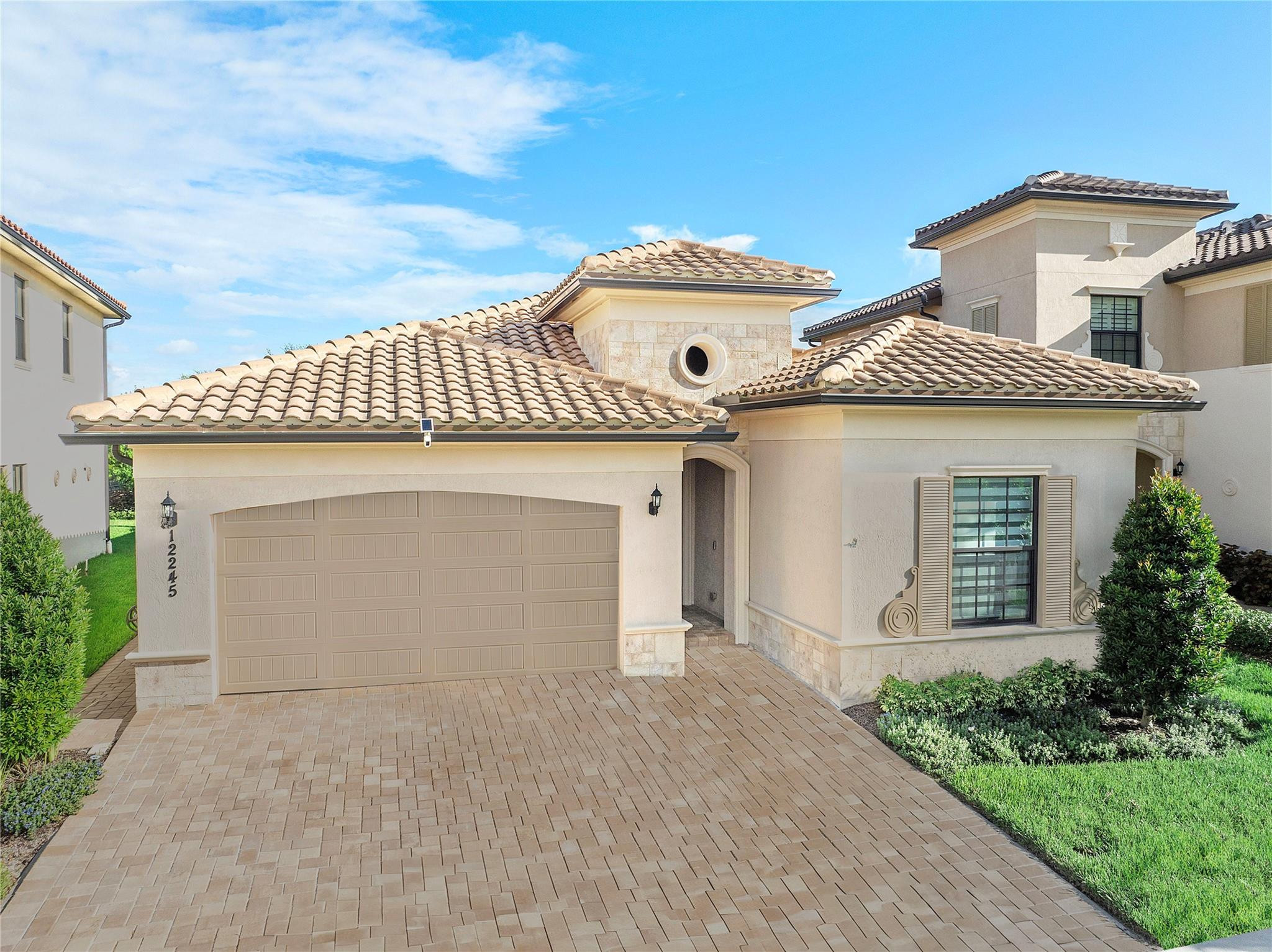 View details of listing 12245 N Baypoint Circle, Parkland, FL 33076 Parkland with MLS# 