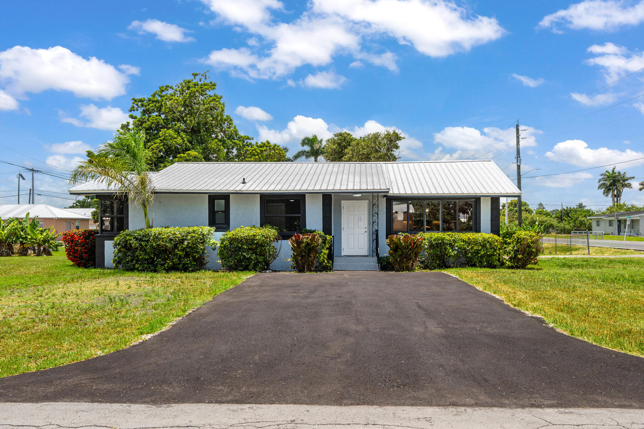 Listing  24 NW Avenue I, Belle Glade, FL 33430, Belle Glade, FL 33430