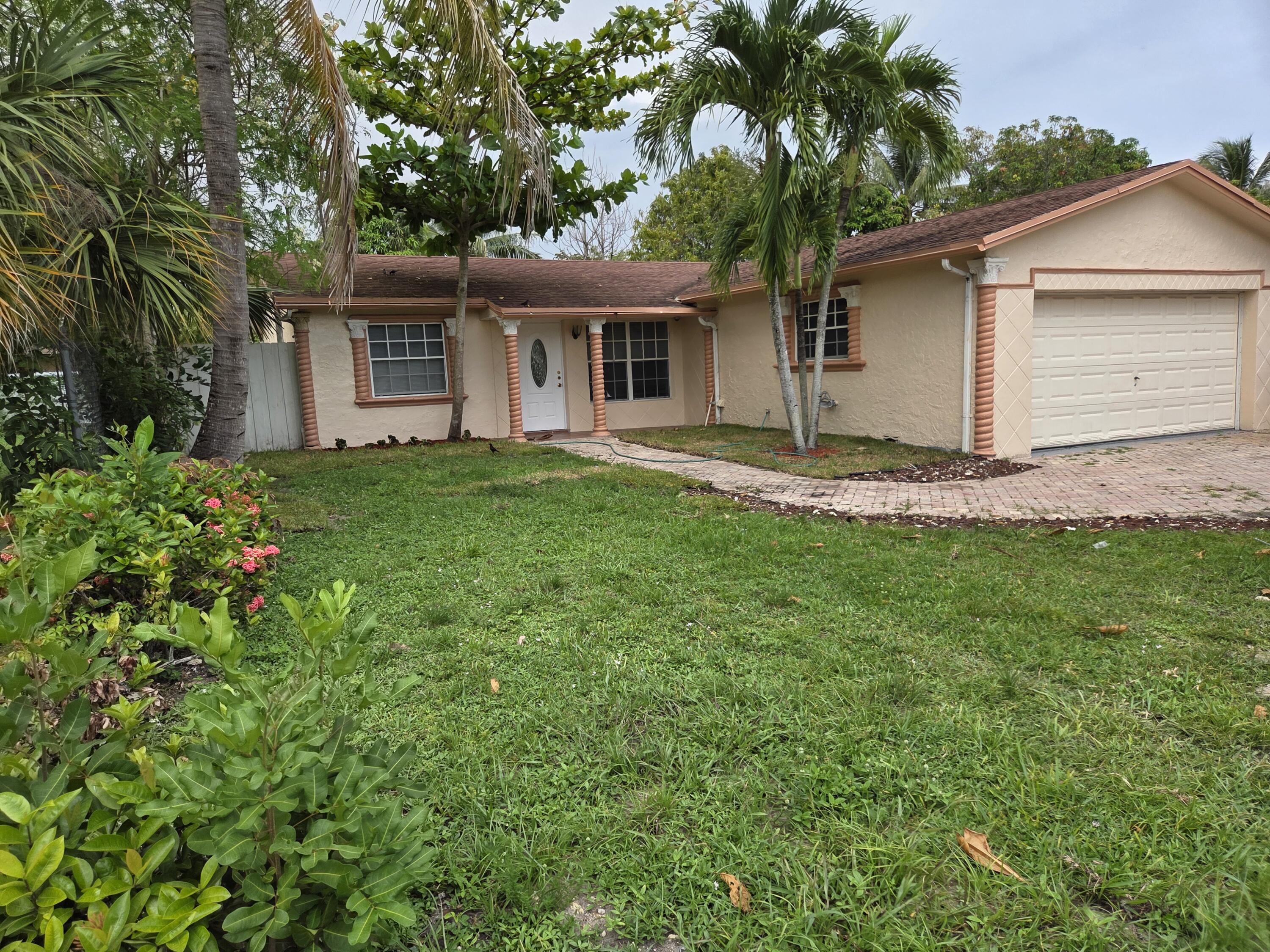 View details of listing 7601 Kimberly Boulevard, North Lauderdale, FL 33068 North Lauderdale with MLS#