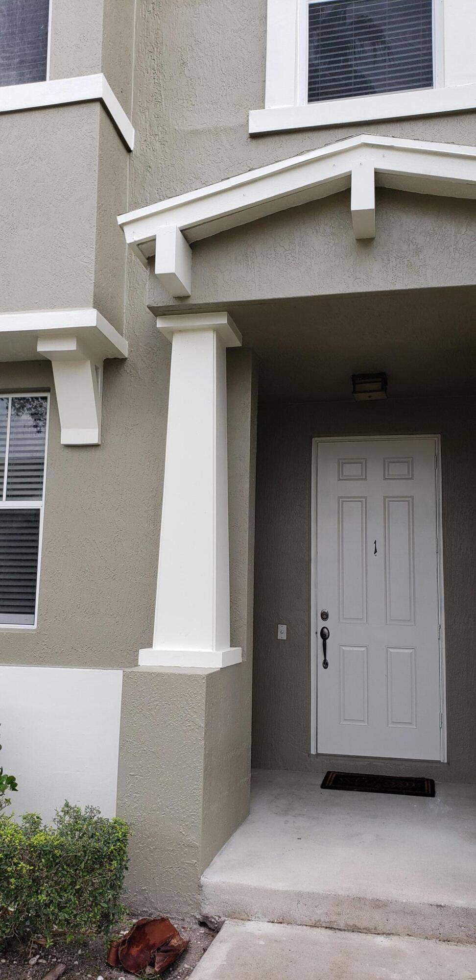 Listing  447 Corte Madera Lane 1, West Palm Beach, FL 33401, West Palm Beach, FL 33401