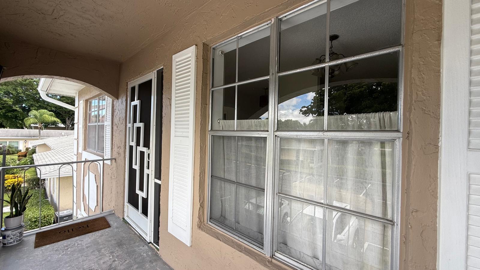 View details of listing 13746 Via Flora E, Delray Beach, FL 33484 Delray Beach with MLS# 