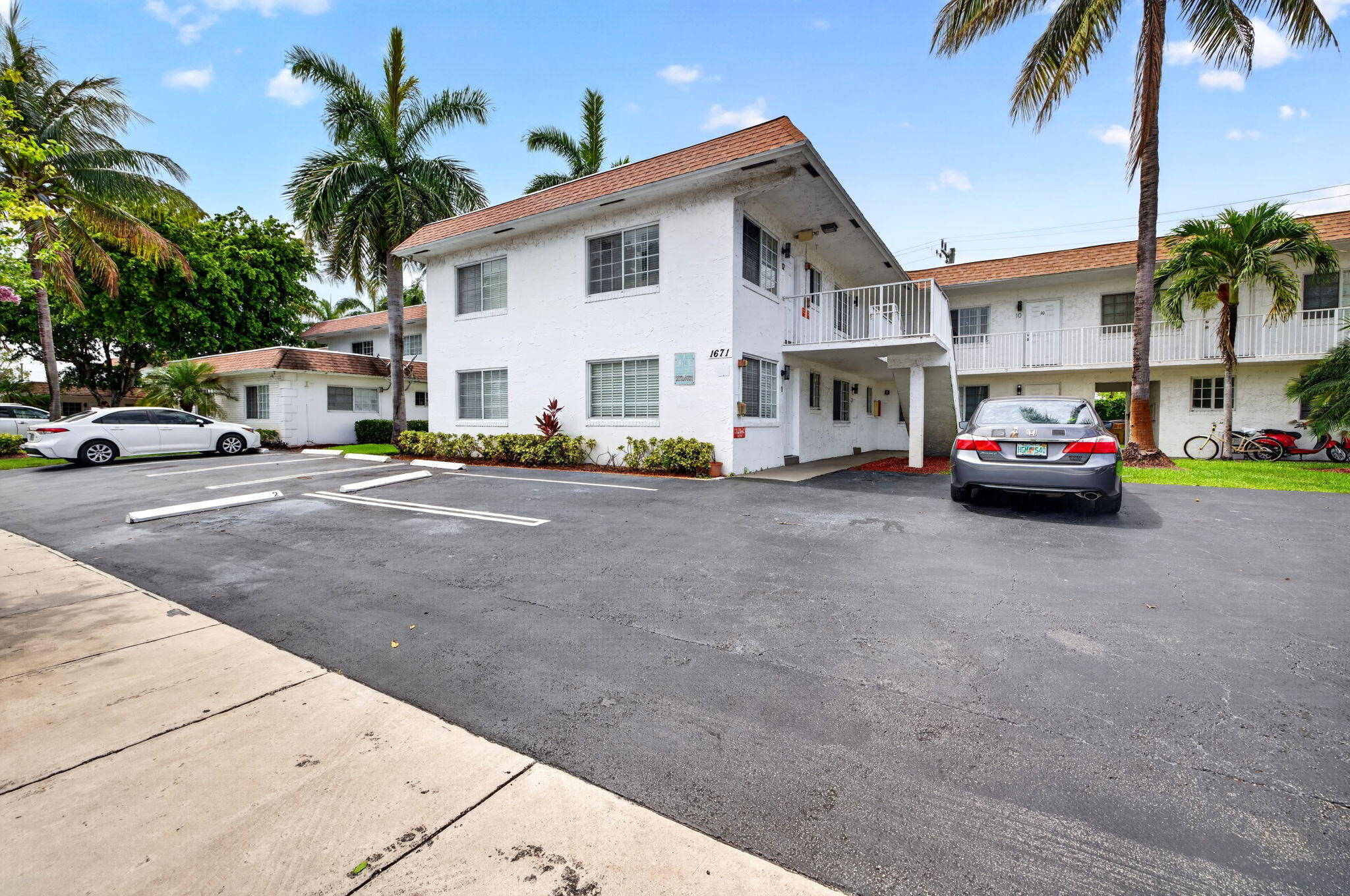 Listing  3380 NE 16th Terrace Unit 3, Pompano Beach, FL 33064, Pompano Beach, FL 33064