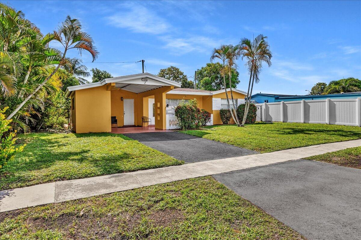 View details of listing 3560 NW 34th Way, Lauderdale Lakes, FL 33309 Lauderdale Lakes with MLS# 