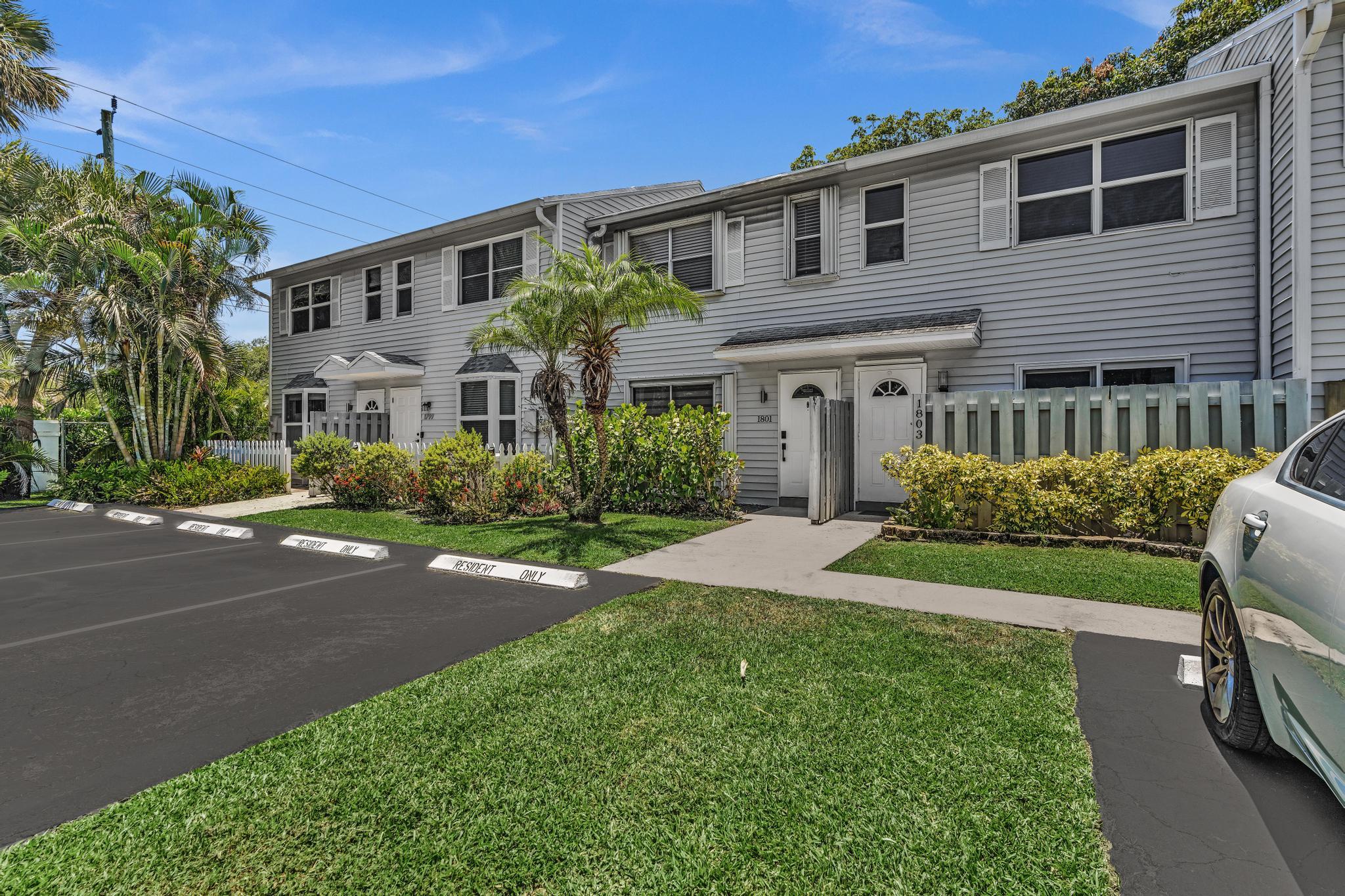 Listing  1801 NE 15th Avenue 1801, Fort Lauderdale, FL 33305, Fort Lauderdale, FL 33305