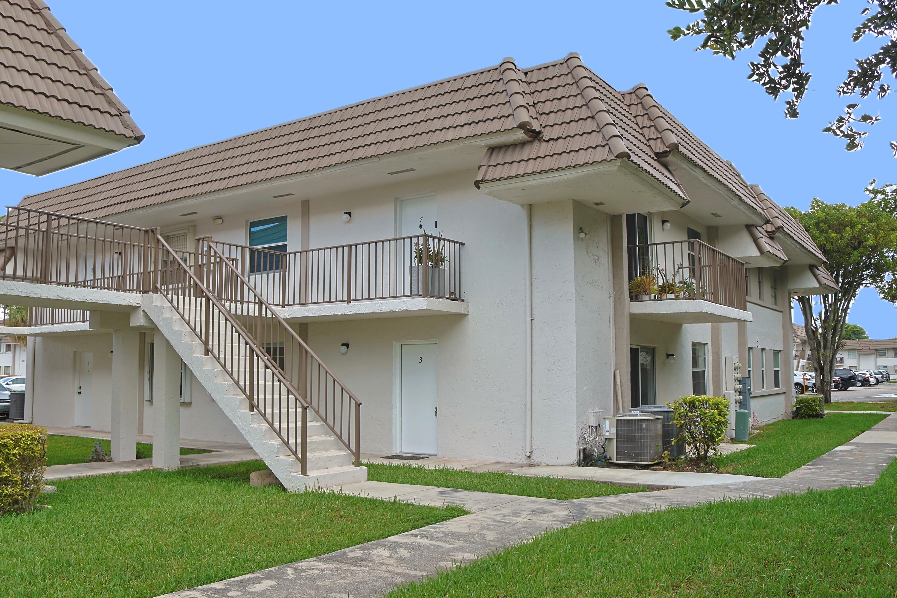 View details of listing 6931 SW 129th Avenue 3, Miami, FL 33183 Miami with MLS#