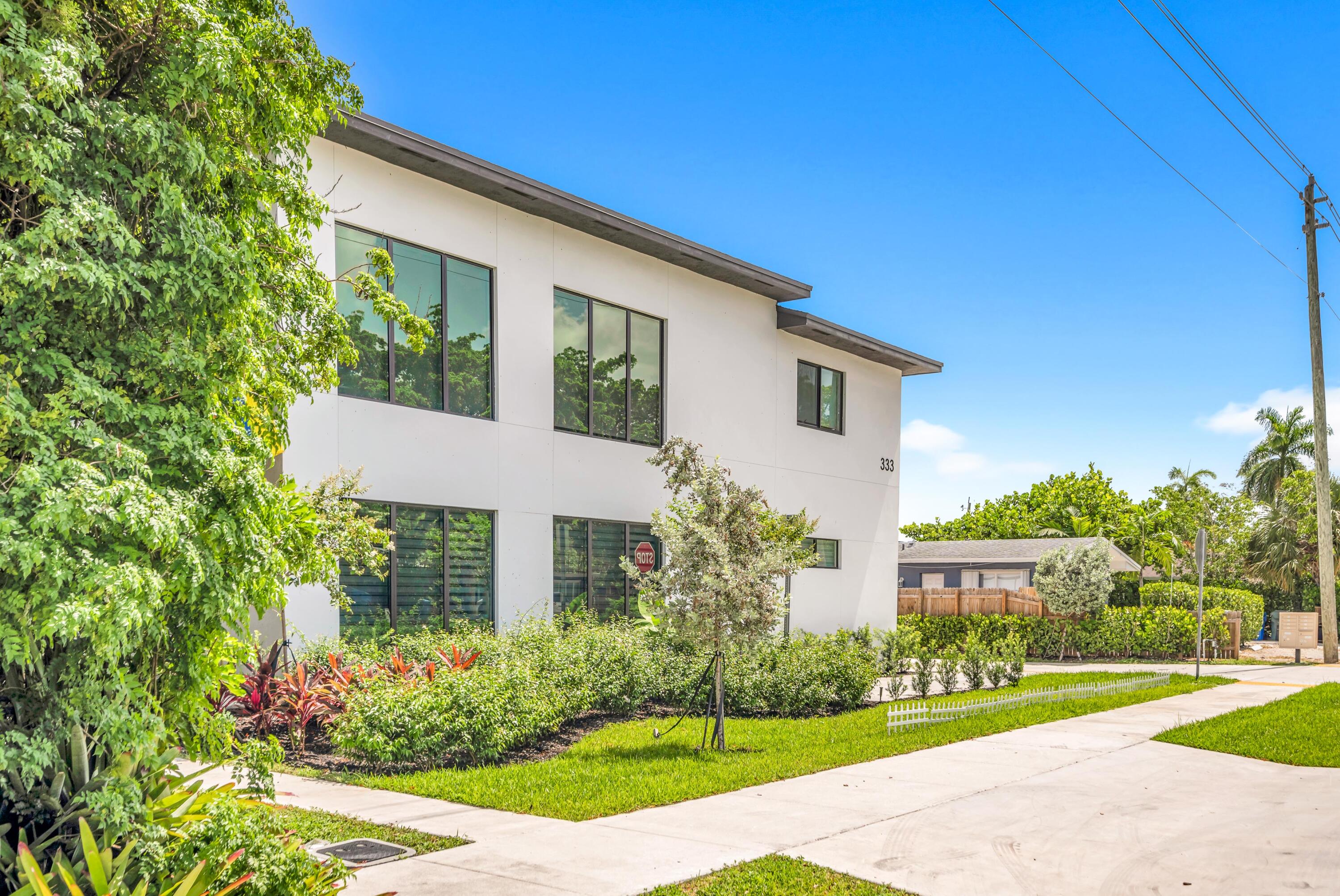 Listing  333 NW 41st Street 337, Oakland Park, FL 33309, Oakland Park, FL 33309