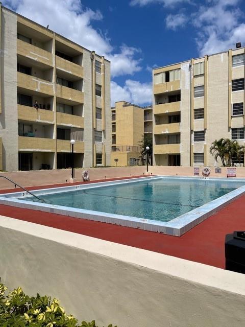 View details of listing 10000 NW 80th Court 2534, Hialeah Gardens, FL 33016 Hialeah Gardens with MLS# 